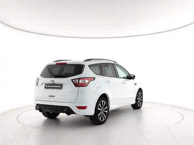 Ford Kuga view 5