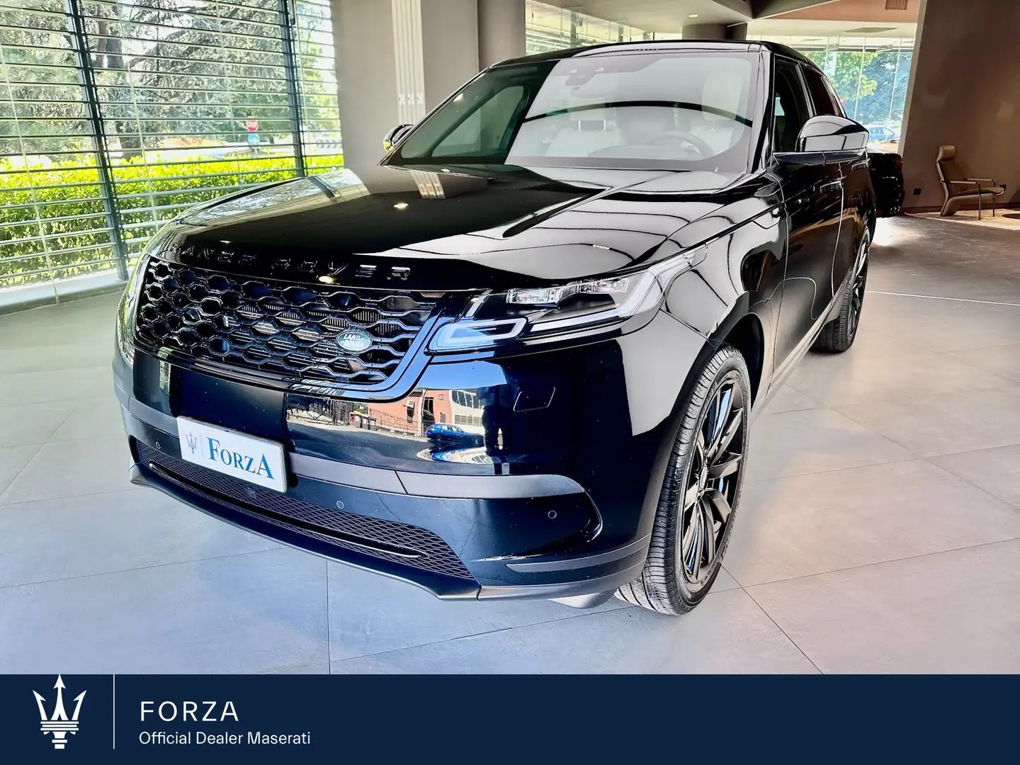 Land Rover Range Rover Velar Range Rover Velar 2.0d i4 S 180cv auto my20 Schwarz - 1