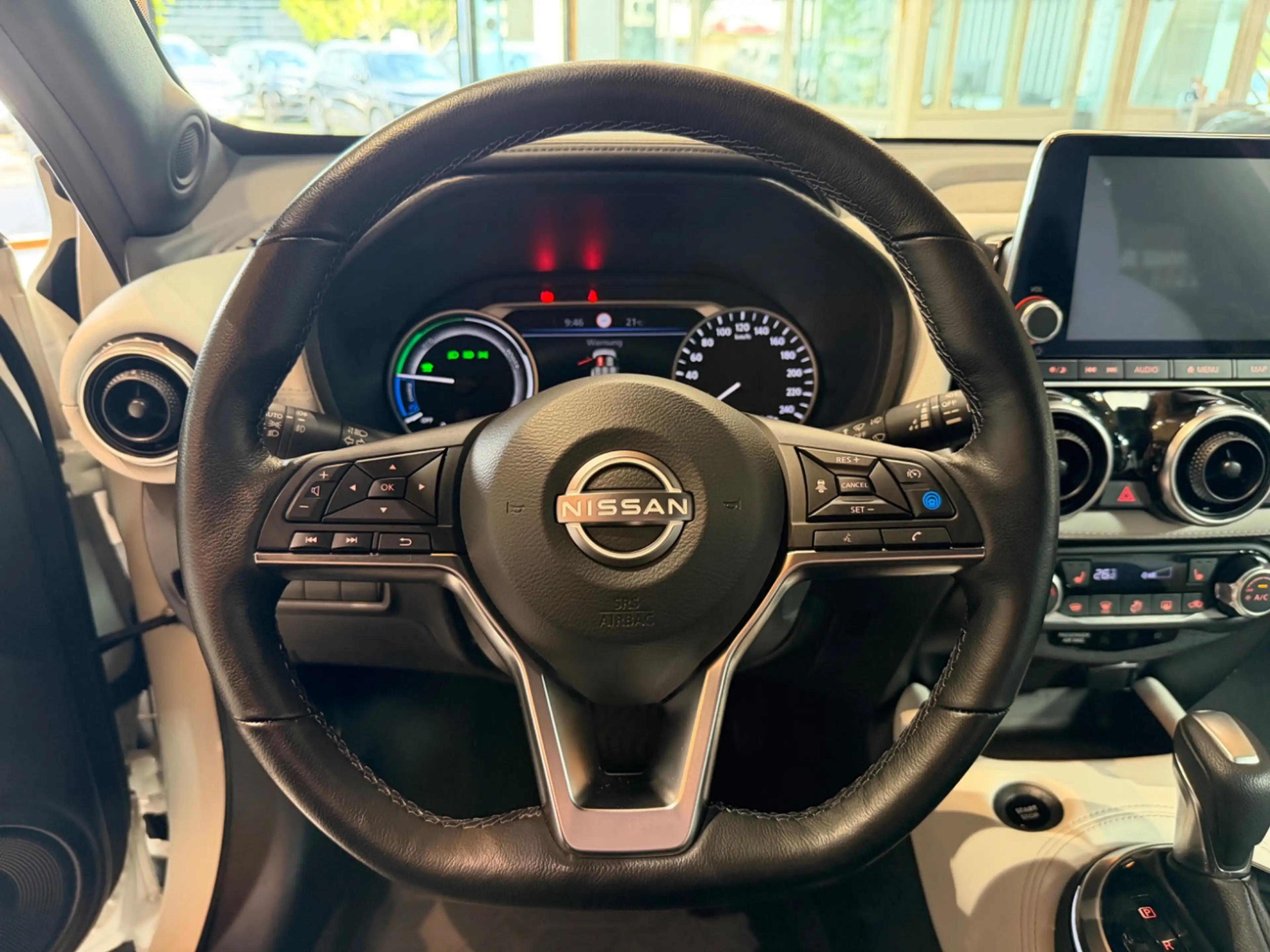 Nissan Juke 1.6 N-Design Alcantara+LED+SHZ+Winterp.+LM — photo 27