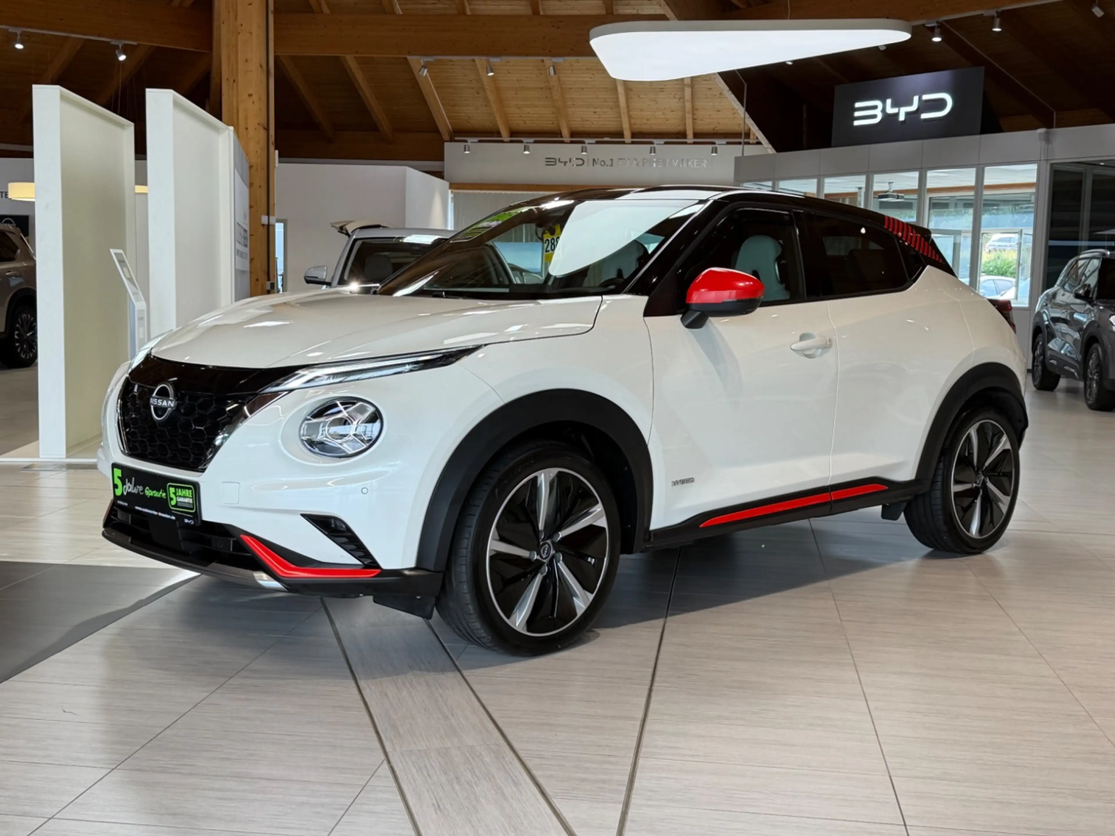 Nissan Juke 1.6 N-Design Alcantara+LED+SHZ+Winterp.+LM — photo 2
