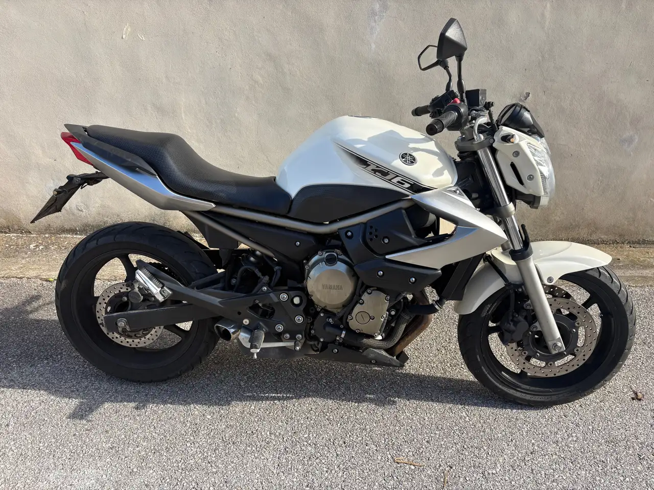 Yamaha XJ 6