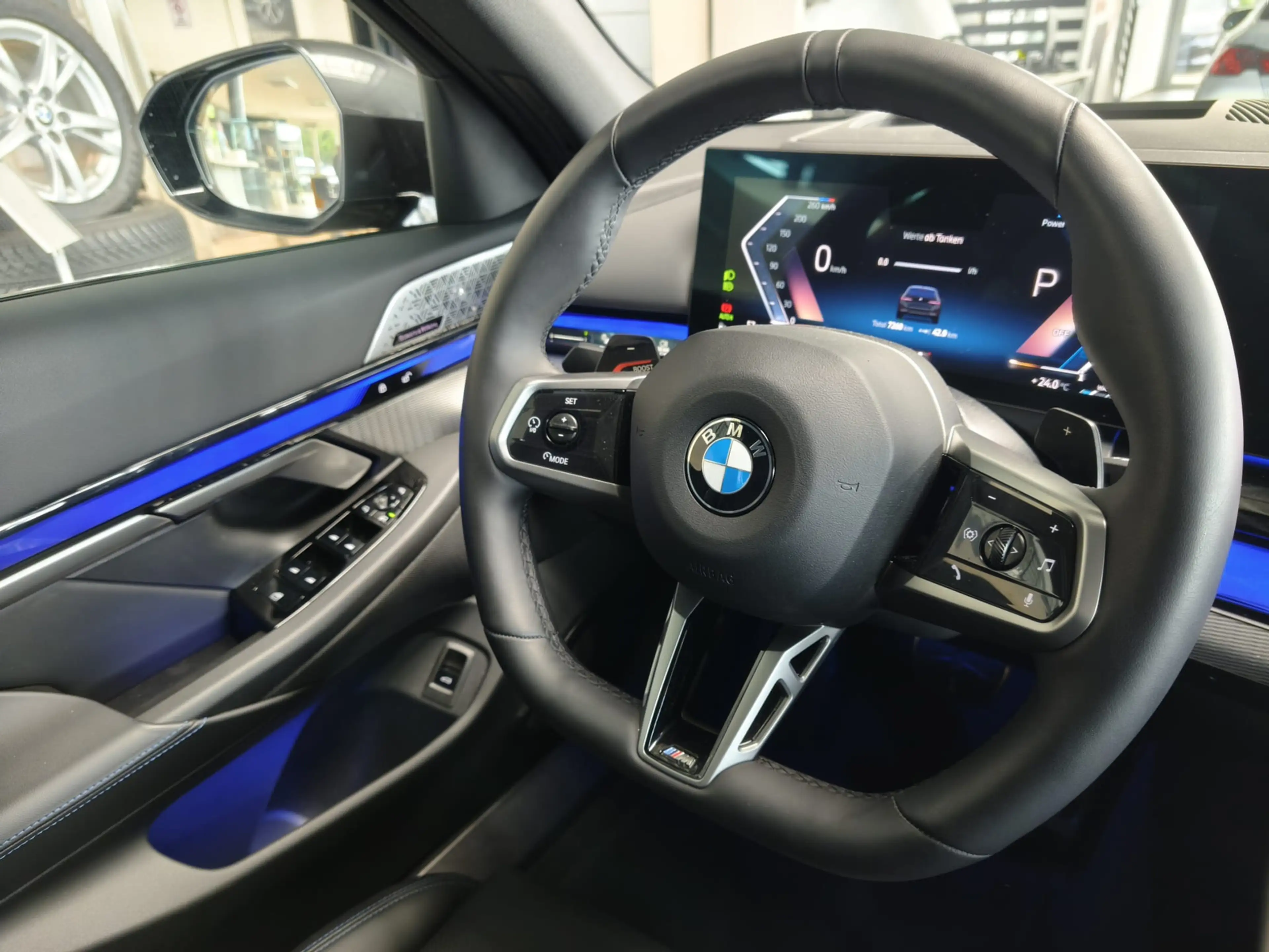 BMW 520 i Tour.M Sport Pro AHK/HUD/Pano/360°/B&W/21" — photo 10
