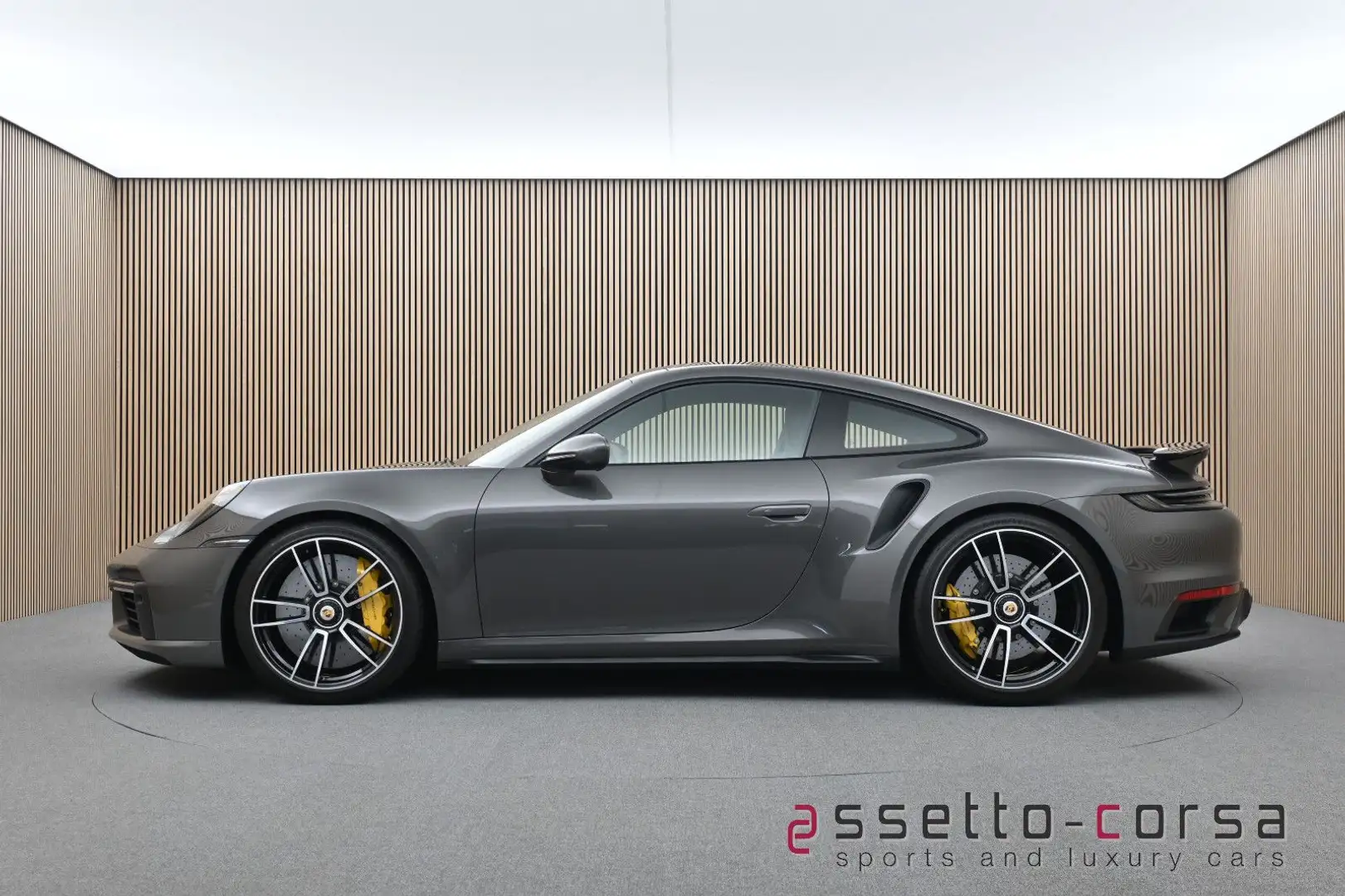 Porsche 992 .1 Turbo S*Burmester*360°*Lift*LED*PPF Gris - 1