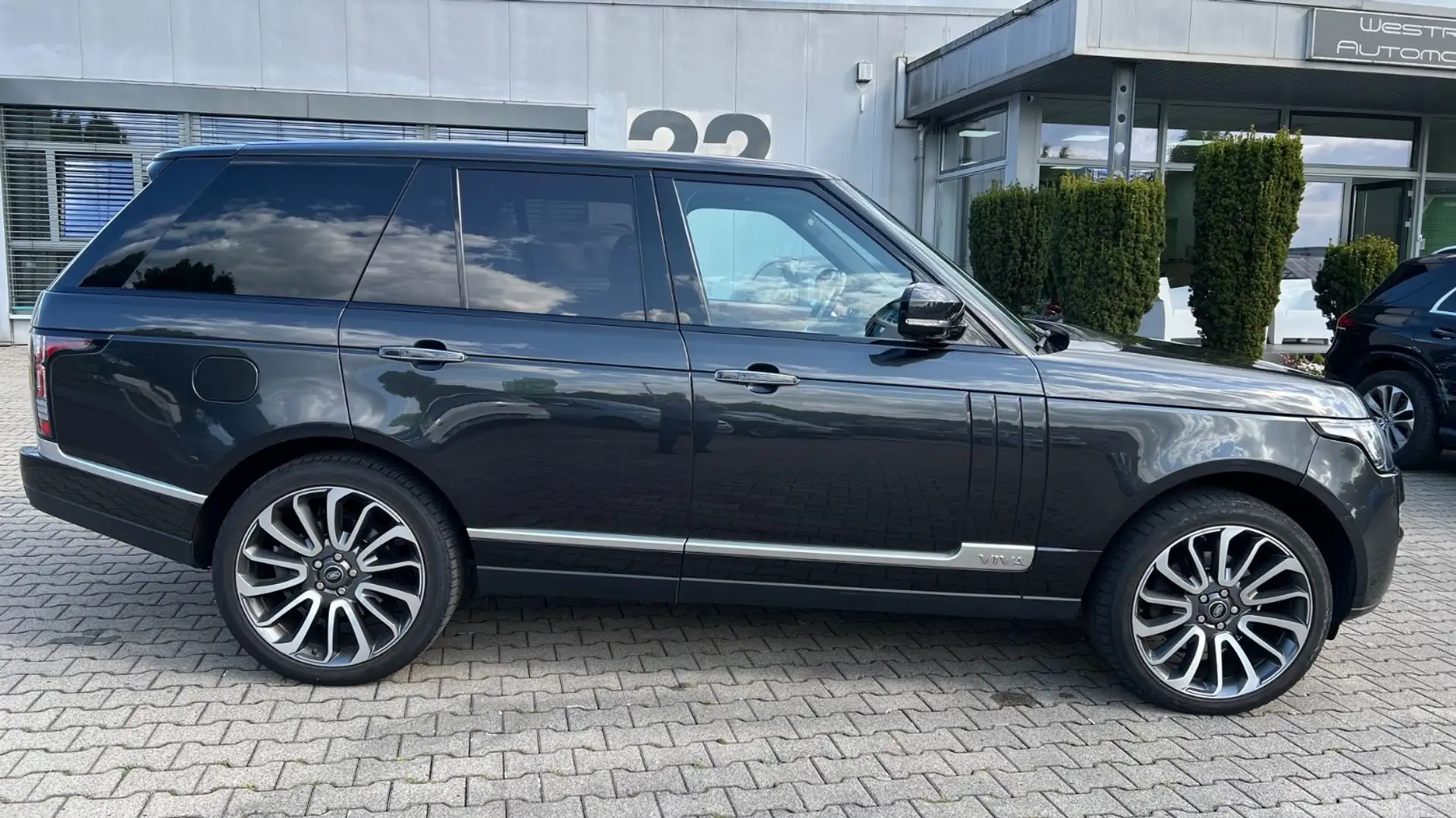 Land Rover Range Rover 3.0 TD V6 Autobiography Grau - 2