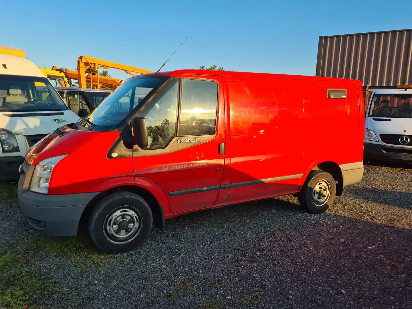Ford Transit Kasten FT 260 K LKW Rot - 1