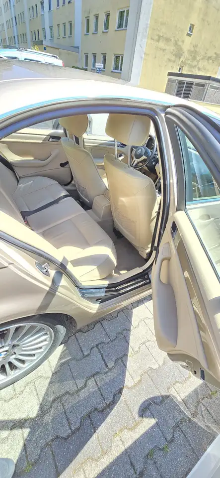 BMW 325i, foto 8
