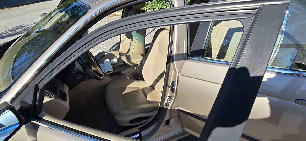 BMW 325i, foto 5