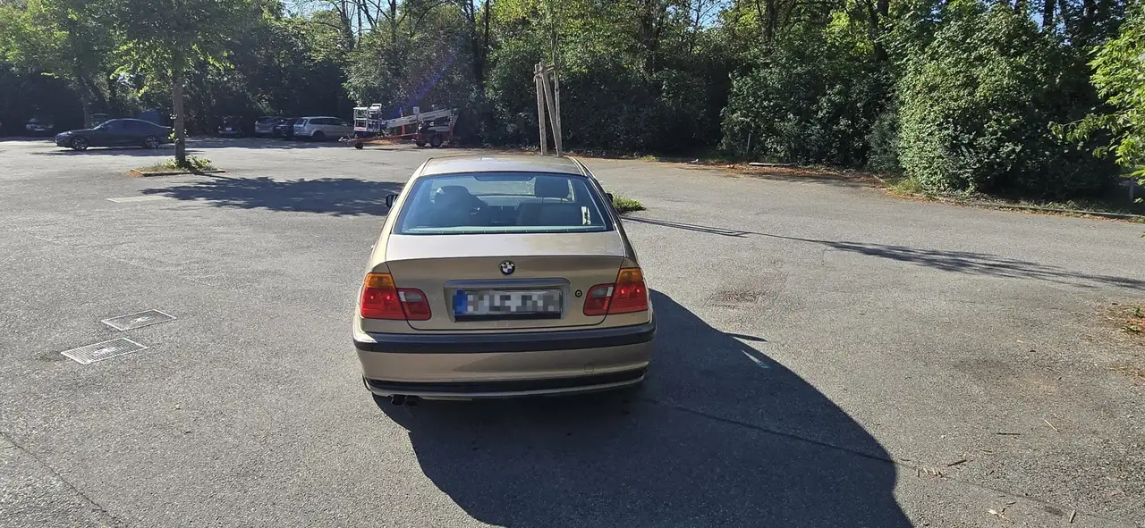 BMW 325i, foto 3