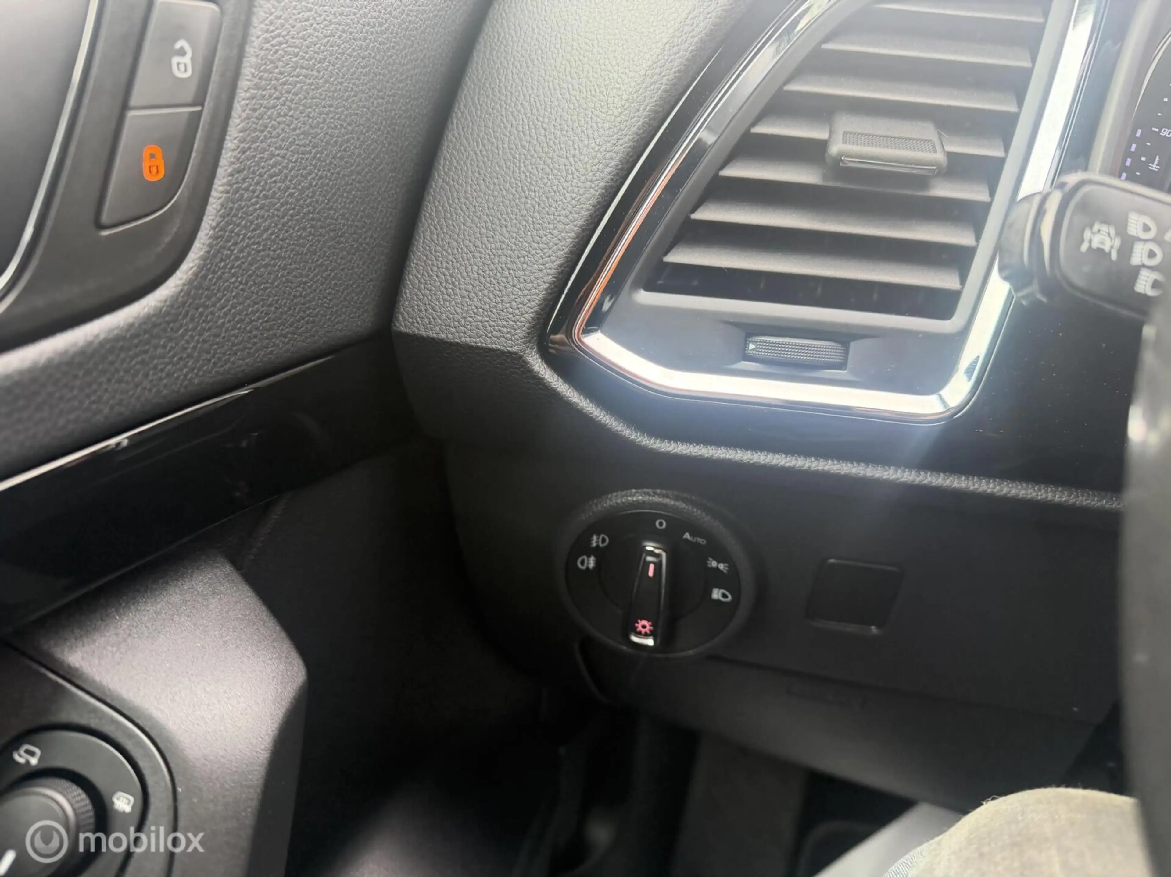 SEAT Ateca 1.4 EcoTSI Xcellence Business Intense — photo 11