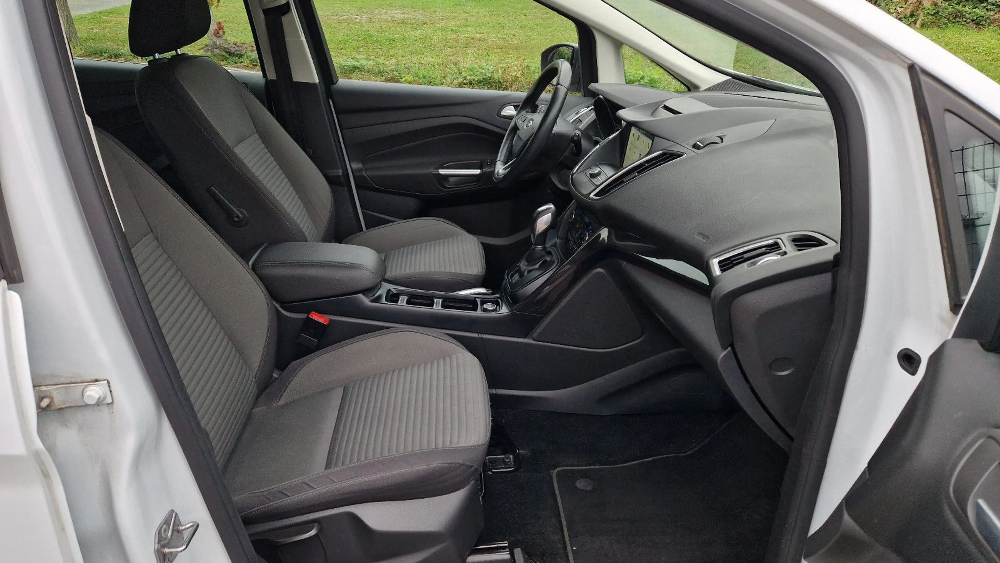 Ford C-Max C-MAX Titanium 1.5 EcoBoost 1.Hd Rf Navi — photo 26