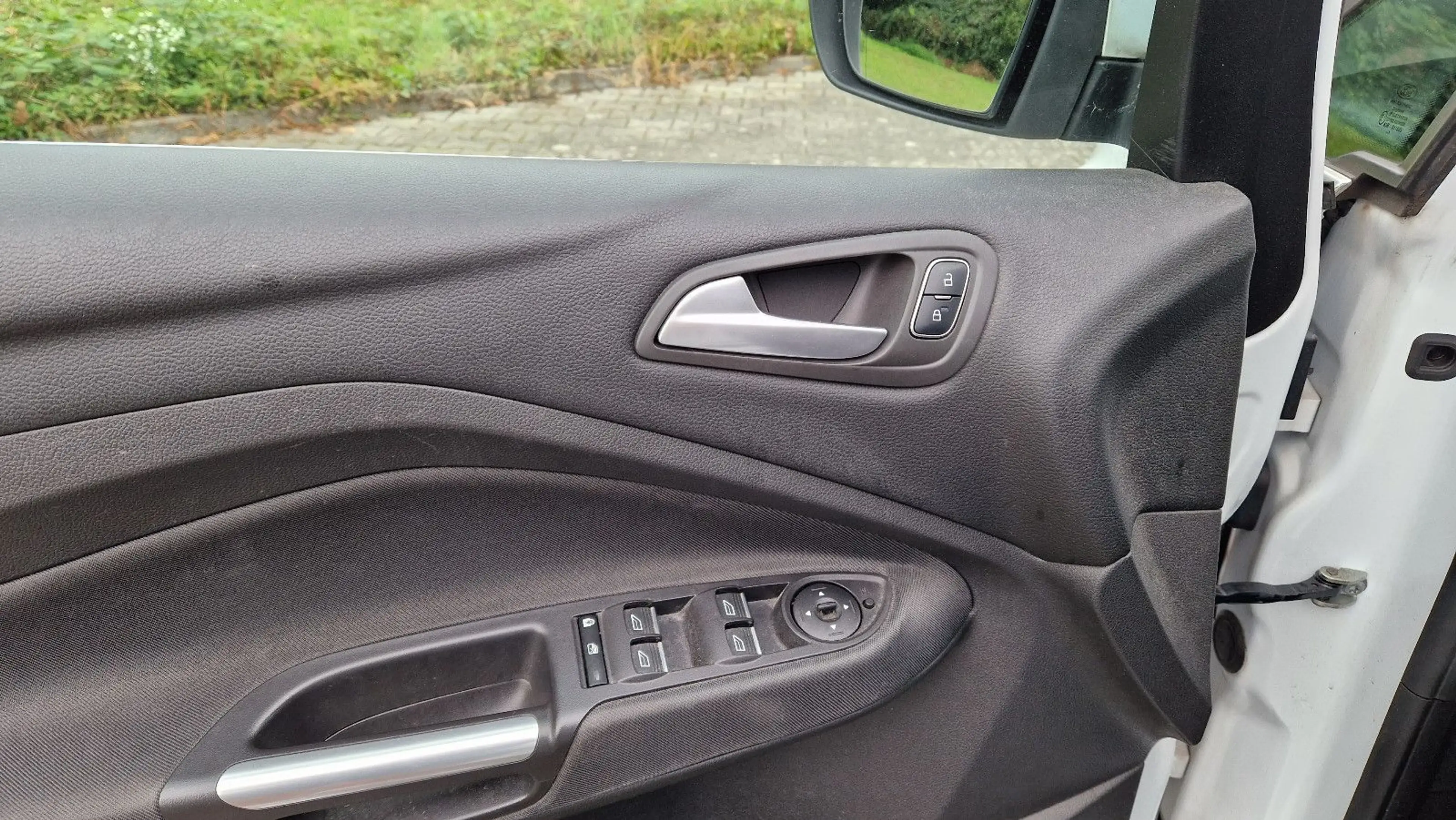 Ford C-Max C-MAX Titanium 1.5 EcoBoost 1.Hd Rf Navi — photo 10