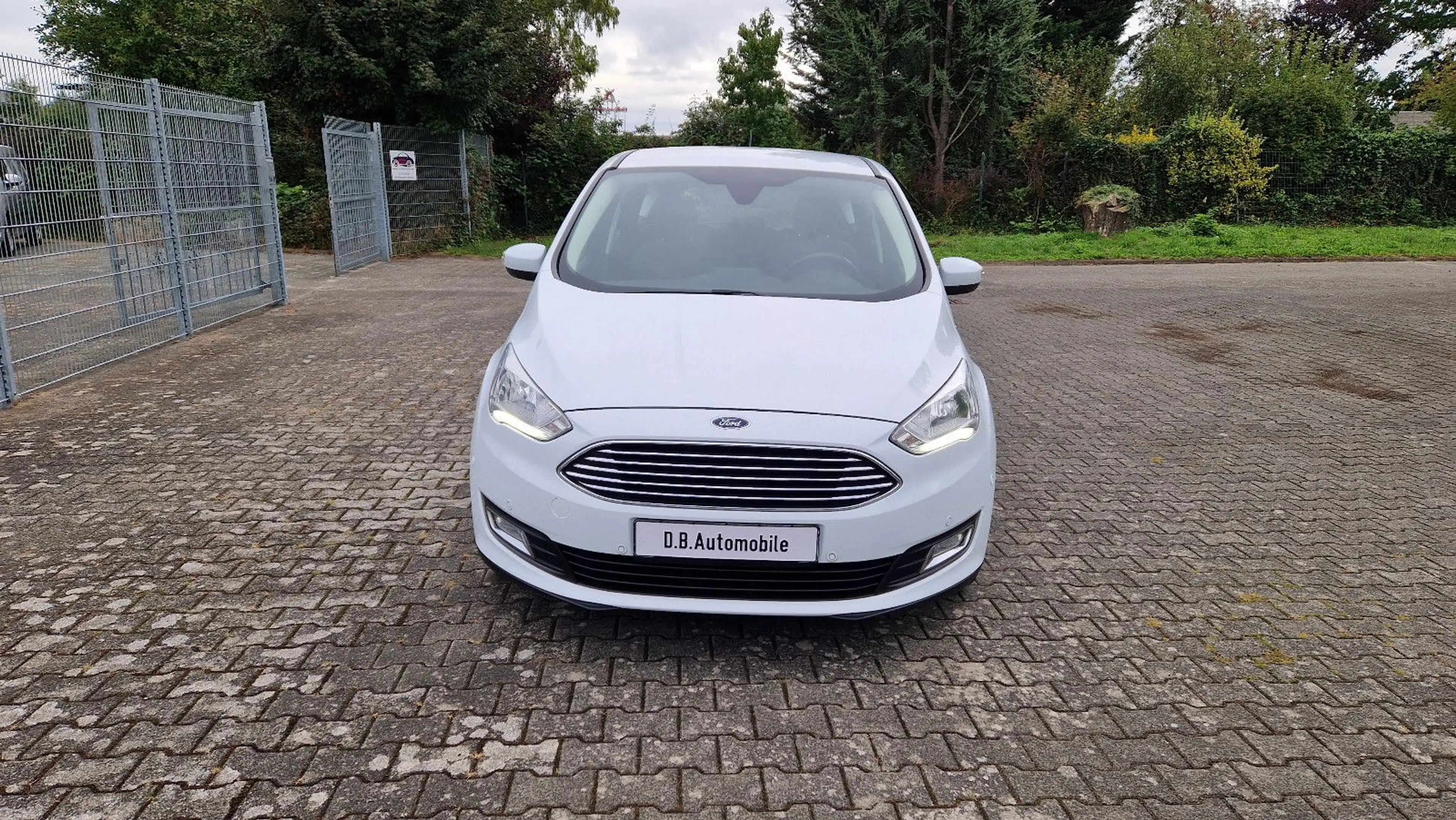 Ford C-Max C-MAX Titanium 1.5 EcoBoost 1.Hd Rf Navi — photo 8