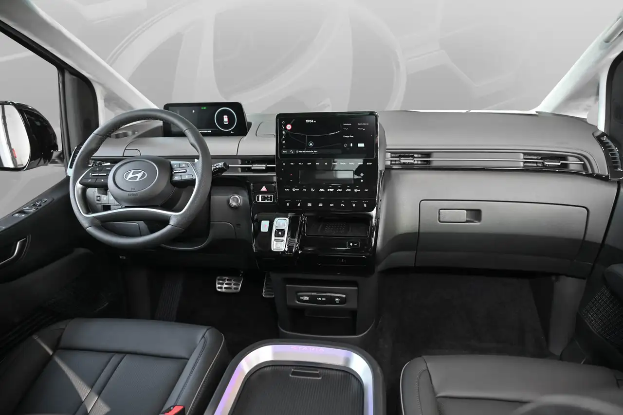 Hyundai STARIA Hybrid 1.6 T-GDi Signature PANO/BOSE/RELAX 8