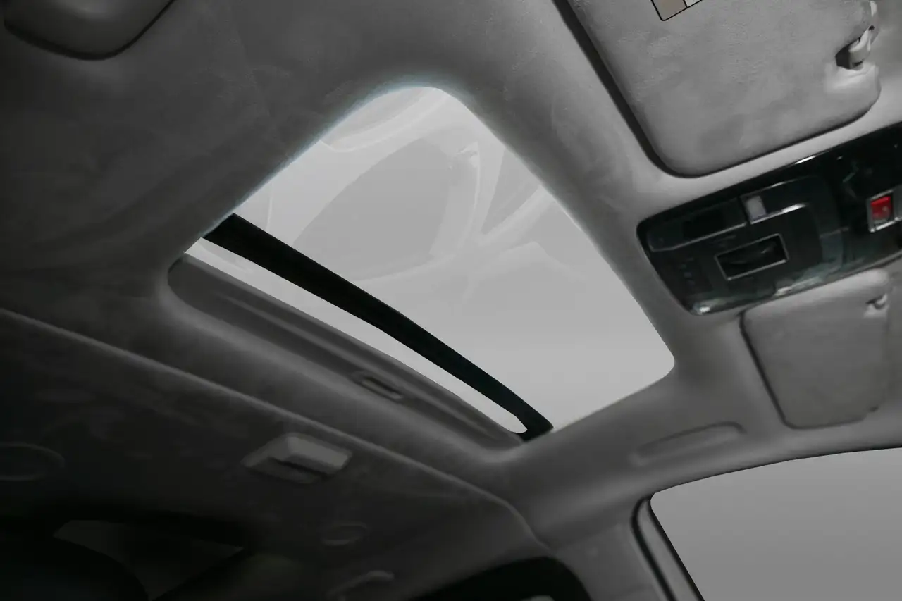 Hyundai STARIA Hybrid 1.6 T-GDi Signature PANO/BOSE/RELAX 10