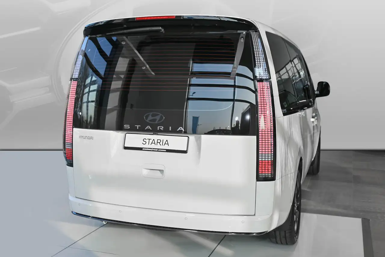 Hyundai STARIA Hybrid 1.6 T-GDi Signature PANO/BOSE/RELAX 3
