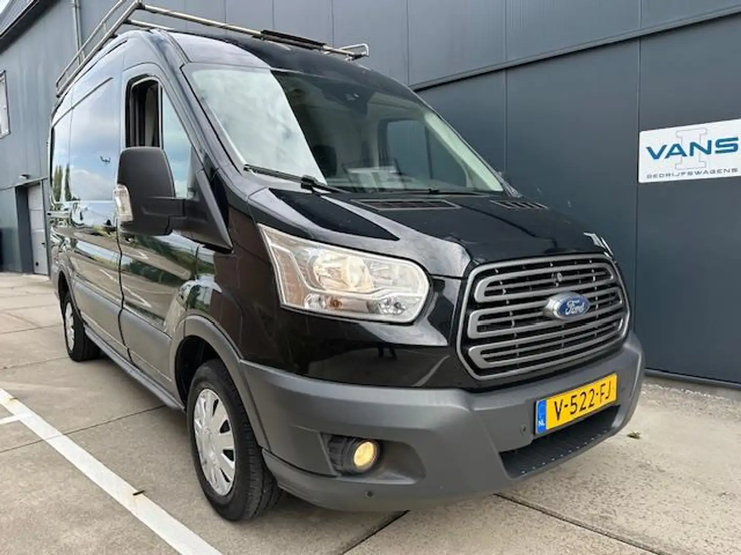 Ford Transit 310 2.0 TDCI L2H2 Trend NIEUWE MOTOR Zwart - 2