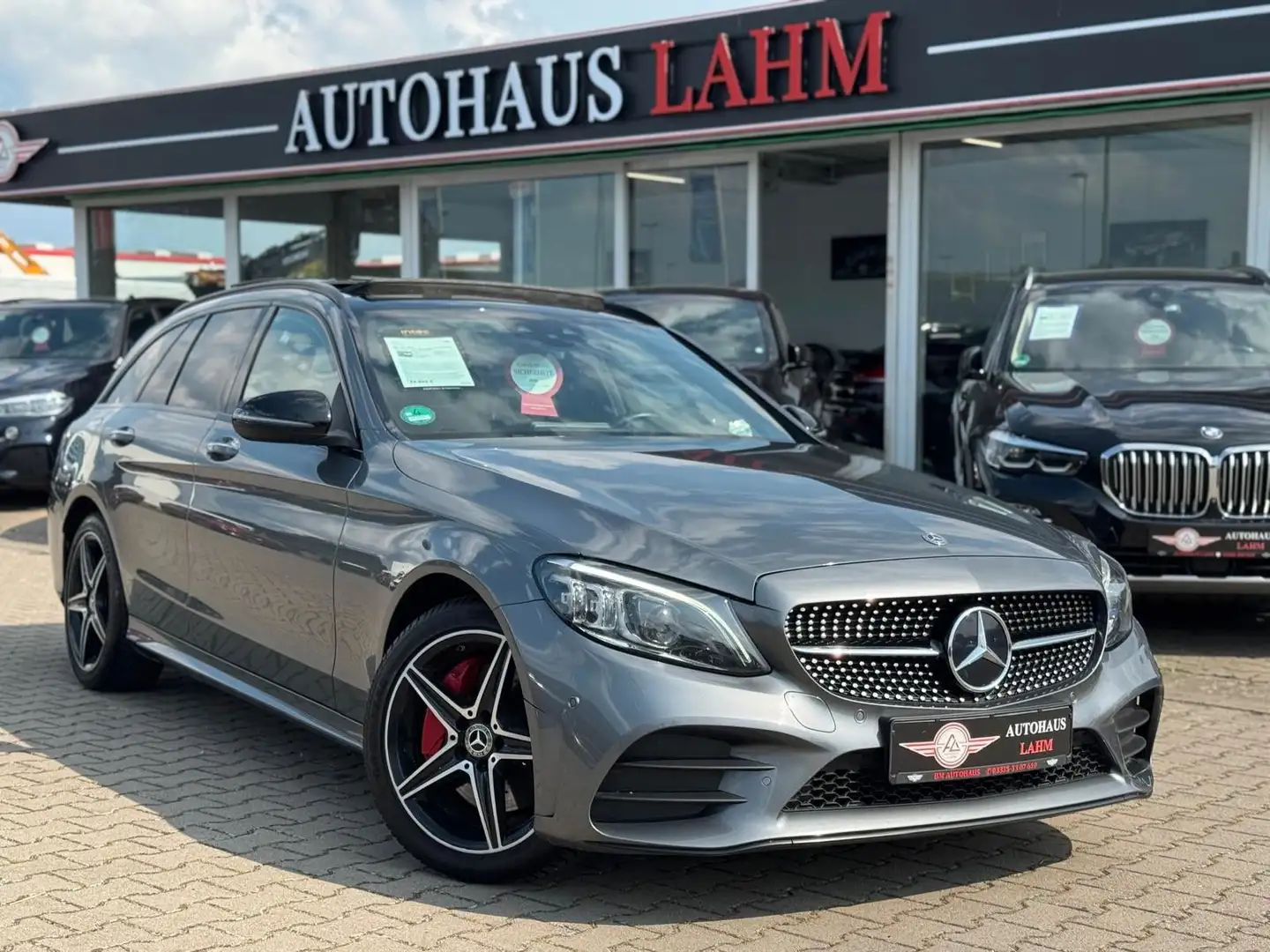 Mercedes-Benz C 300 d T 4Matic 9G-TRONIC"AMG-LINE"PANO*KEYLESS Grau - 1