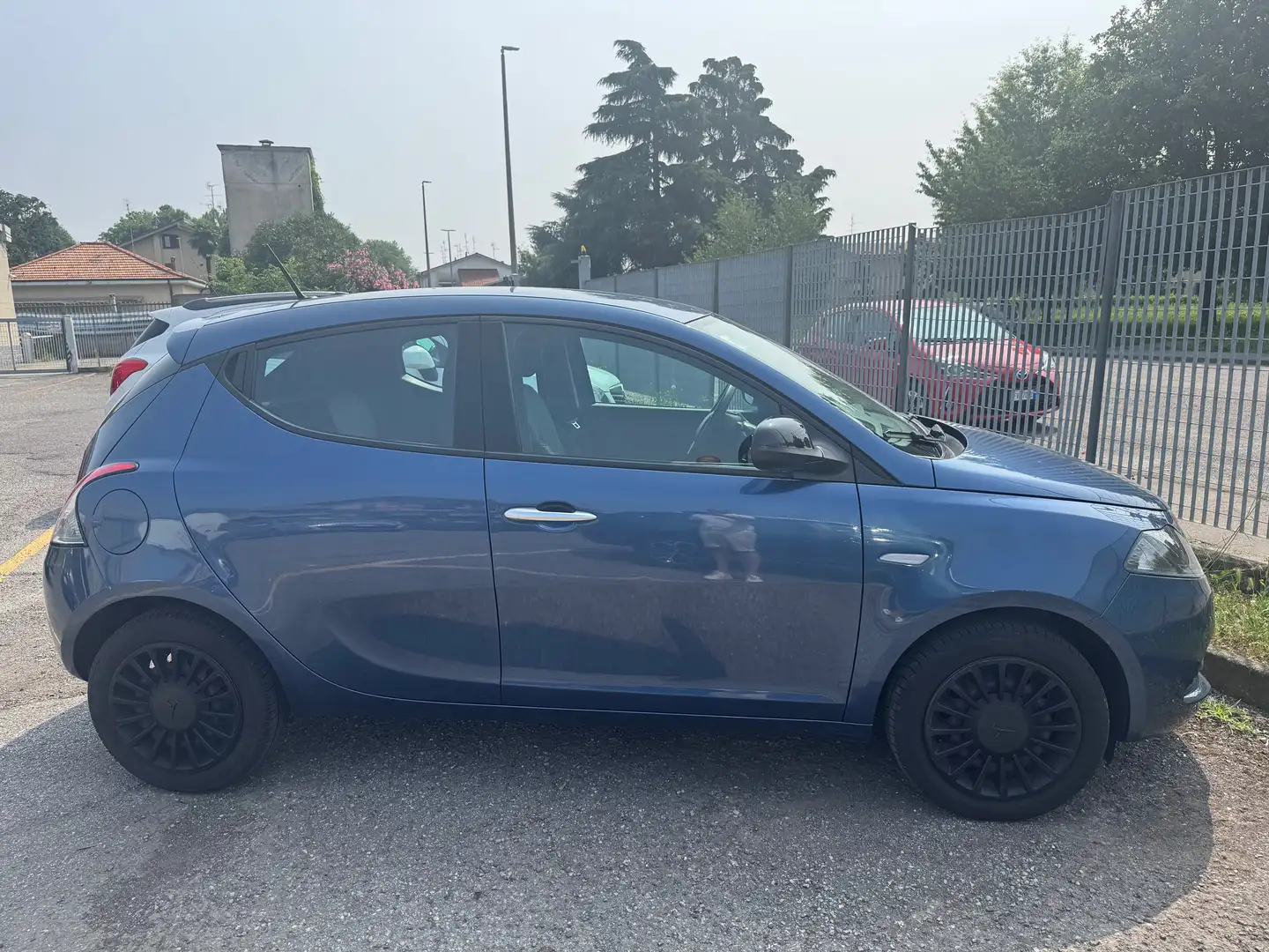 Lancia Ypsilon Ypsilon 1.0 firefly hybrid Silver s Gris - 1