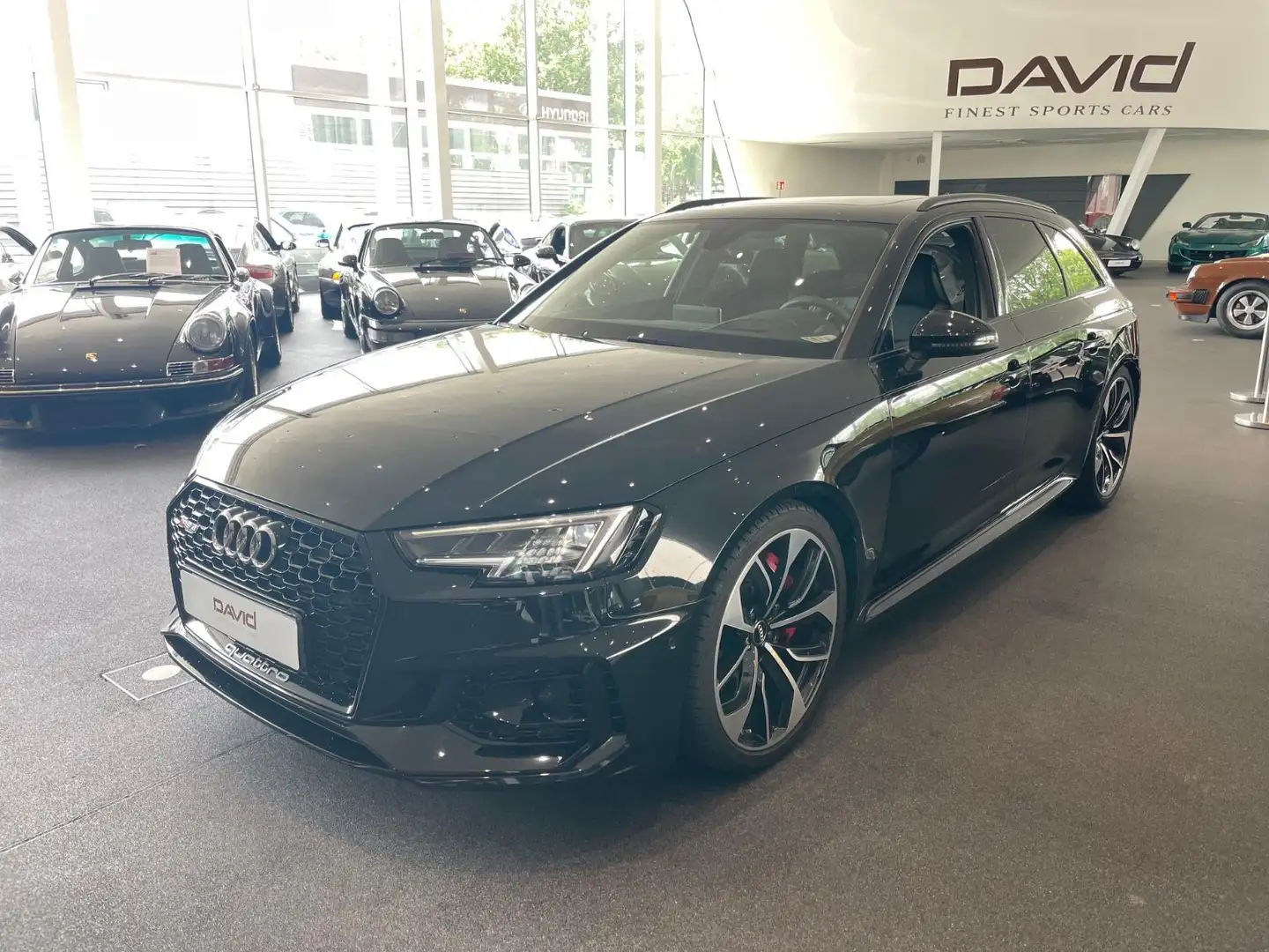 Audi RS4 RS 4 Avant *Dynamik*Park-Assistent*VAT*Panoramad Schwarz - 1