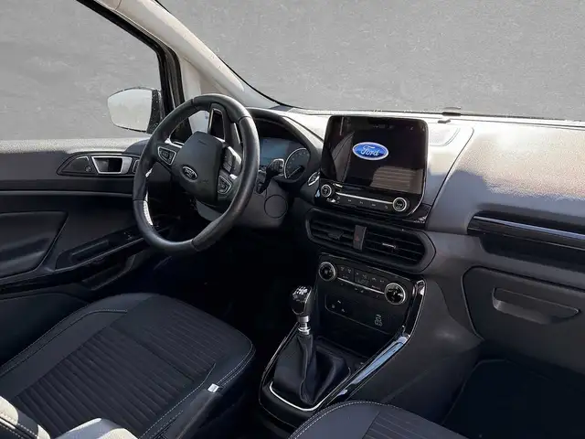 Ford Ecosport view 4