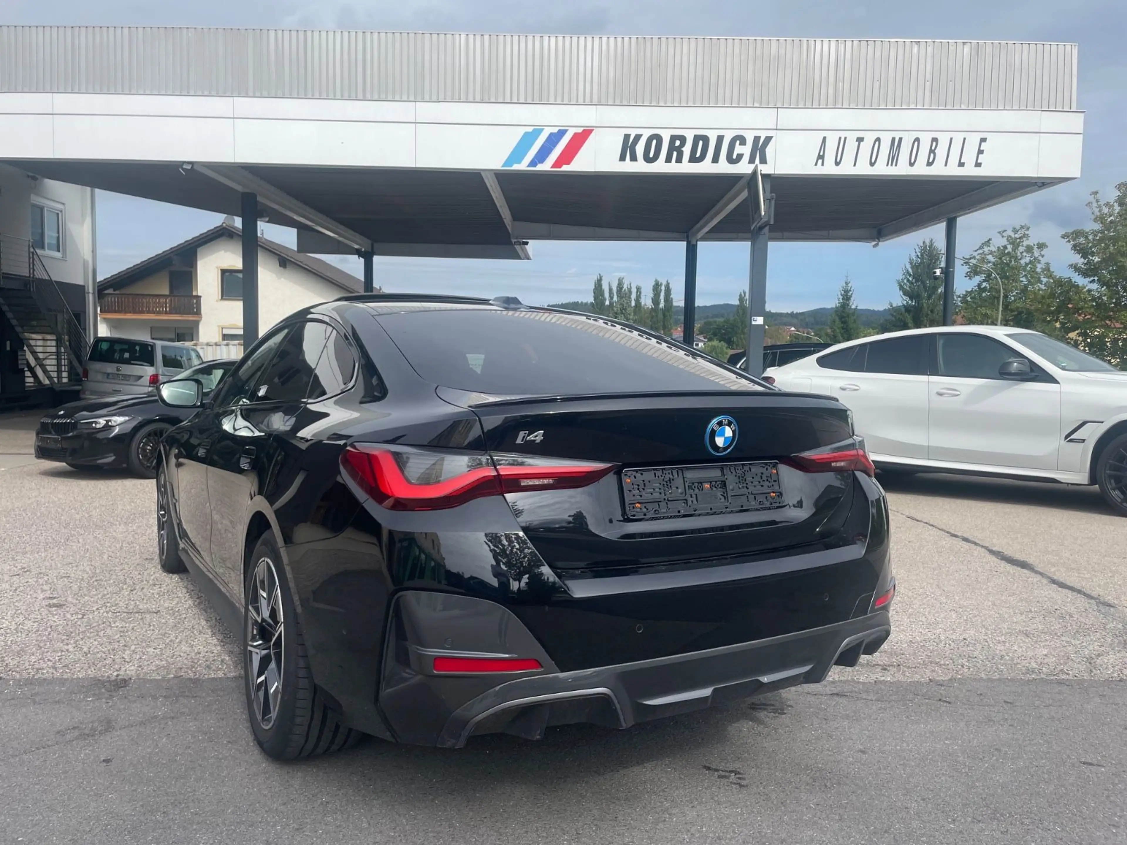 BMW i4 eDrive 40 GRAN COUPÉ ///M-SPORT/ESD/CAM/HIFI — photo 4