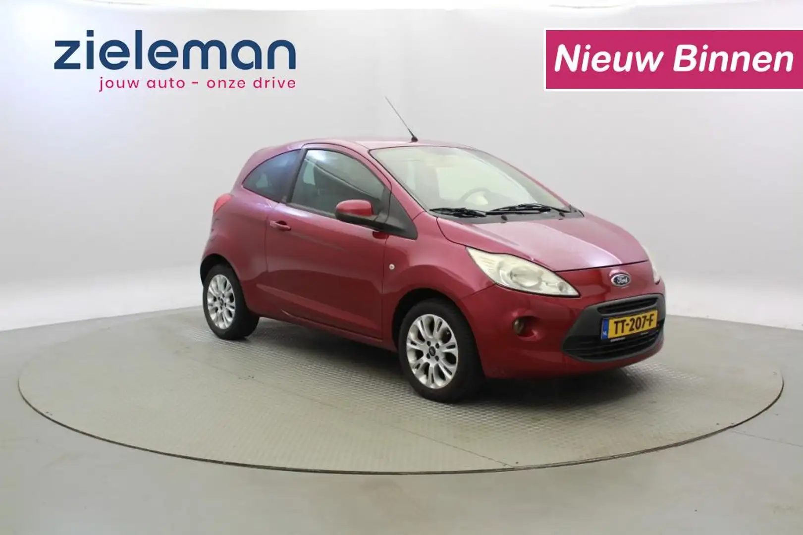 Ford Ka/Ka+ 1.2 Titanium - Airco Rojo - 1