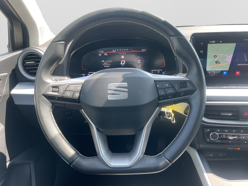 SEAT Arona Style Edition TSI DSG Navi ACC SHZ PDC — photo 13
