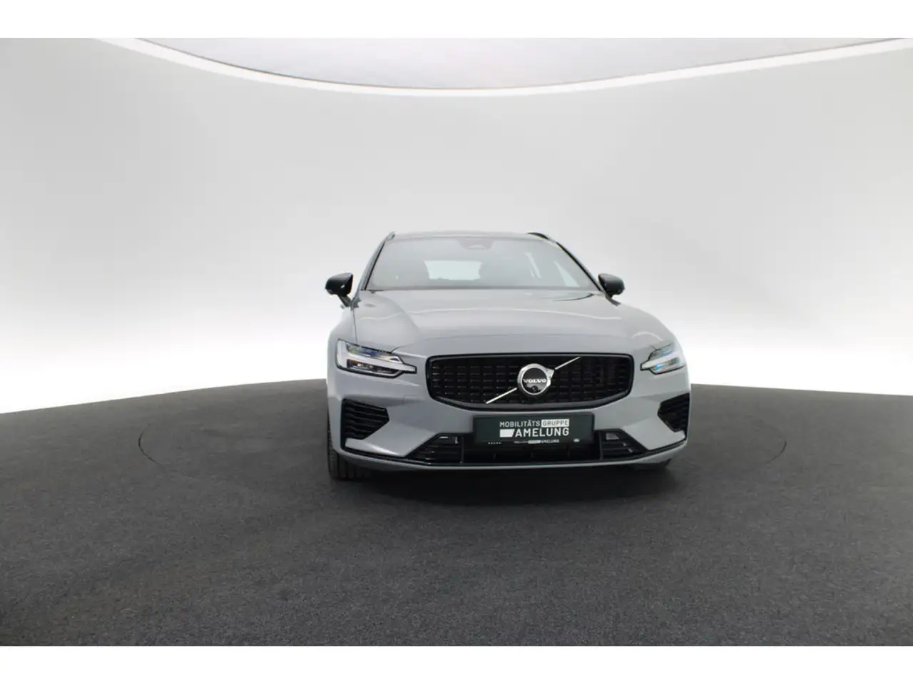 Volvo V60 T8 AWD Plus Dark SHZ H/K STANDHZ LED PANO, миниатюра 9