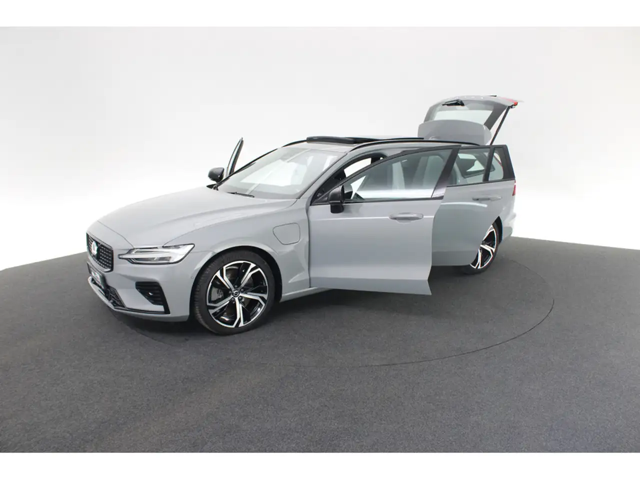 Volvo V60 T8 AWD Plus Dark SHZ H/K STANDHZ LED PANO, миниатюра 24