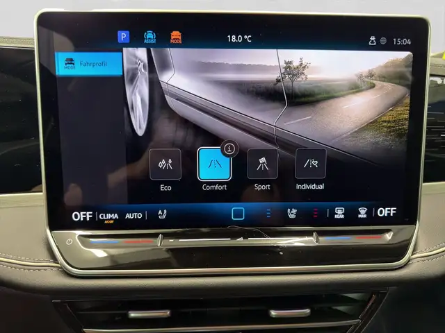 Volkswagen Passat view 14