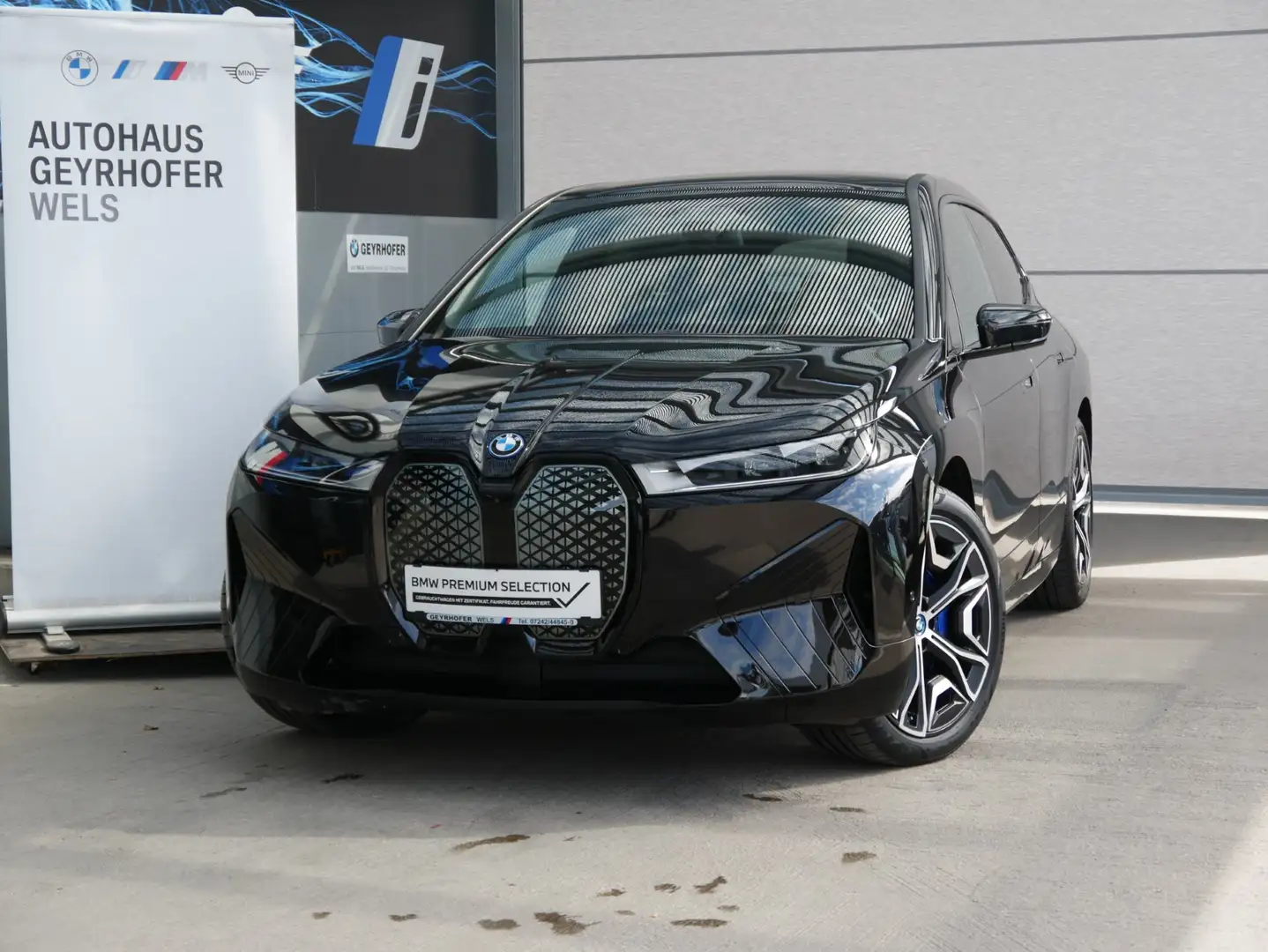 BMW iX iX xDrive40 Schwarz - 2