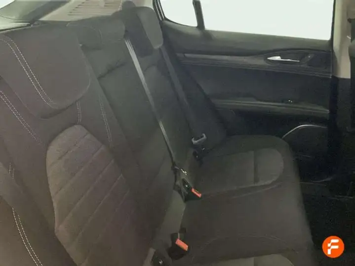 Alfa Romeo Stelvio 2017, foto 28