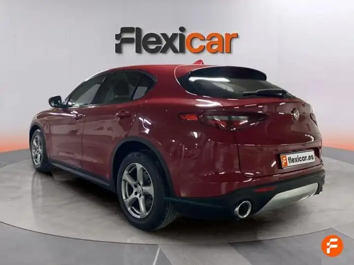 Alfa Romeo Stelvio 2017, foto 5