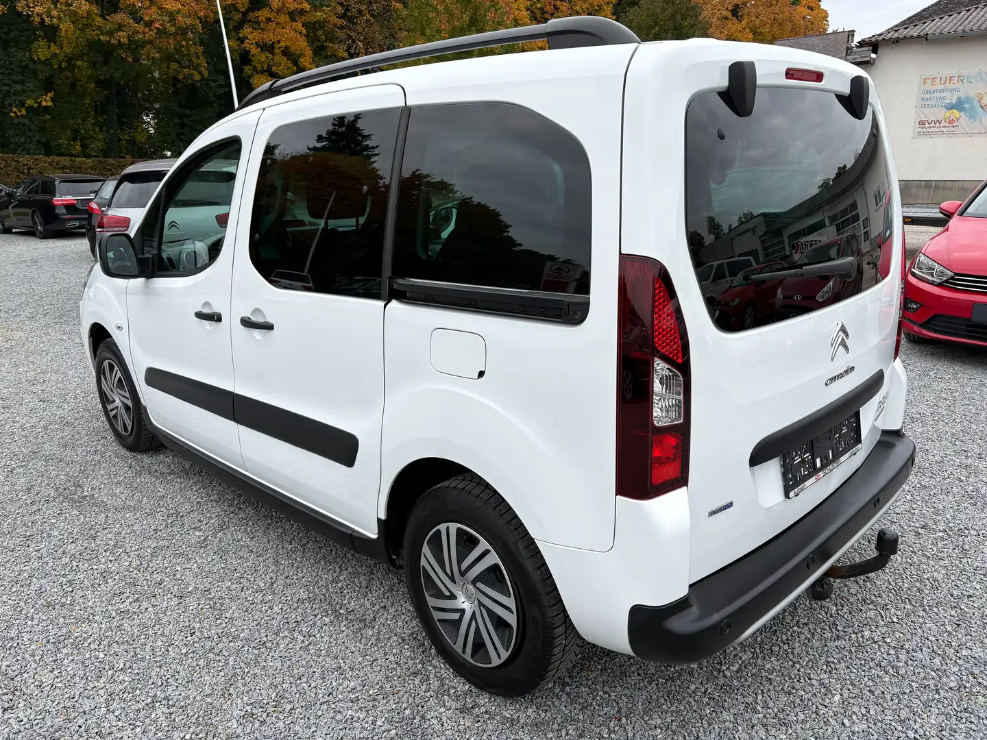 Citroen Berlingo Berlingo Multispace Blue HDI*AHK*1.BESITZ*WENIG KM Weiß - 2