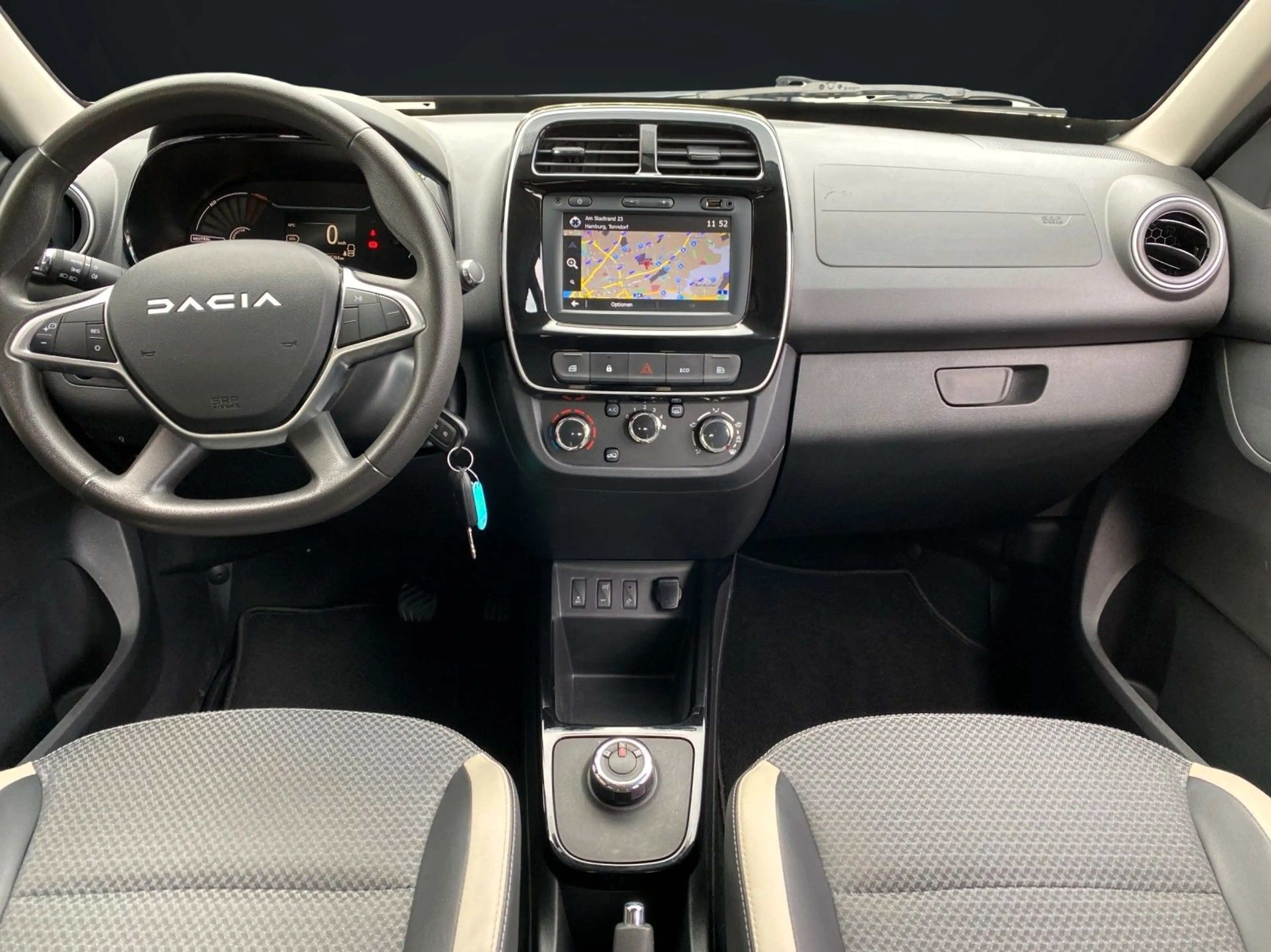 Dacia Spring Electric ESSENTIAL NAVI-KAMERA-LEDER-LED — photo 10