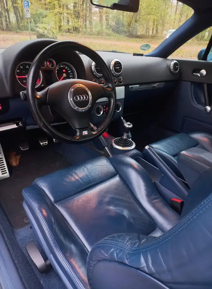 Audi TT Coupe 1.8 T, foto 4