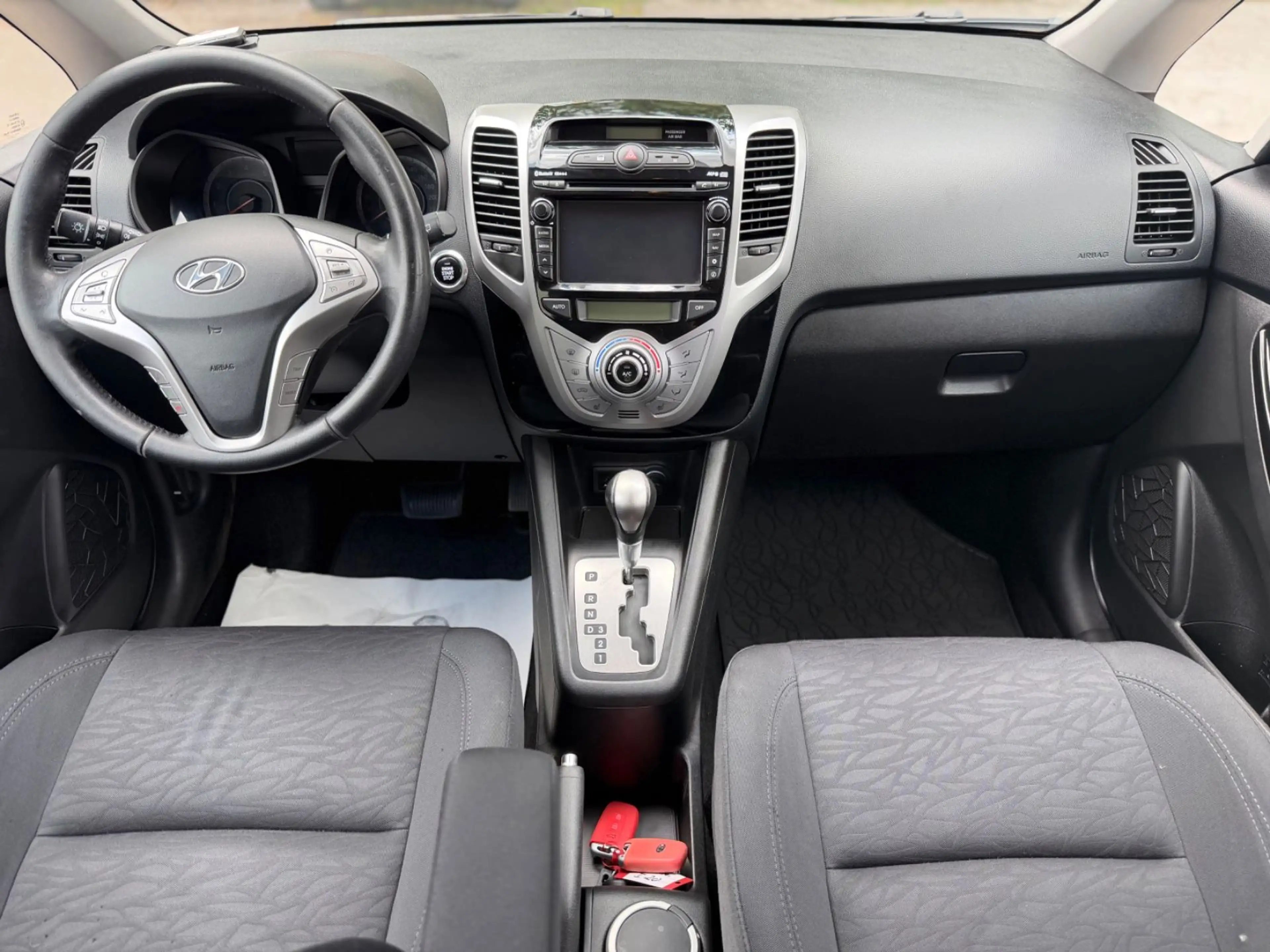 Hyundai iX20 Comfort*KAMERA*NAVI*PDC*TEMPOMAT*1.HAND*AHK — photo 12