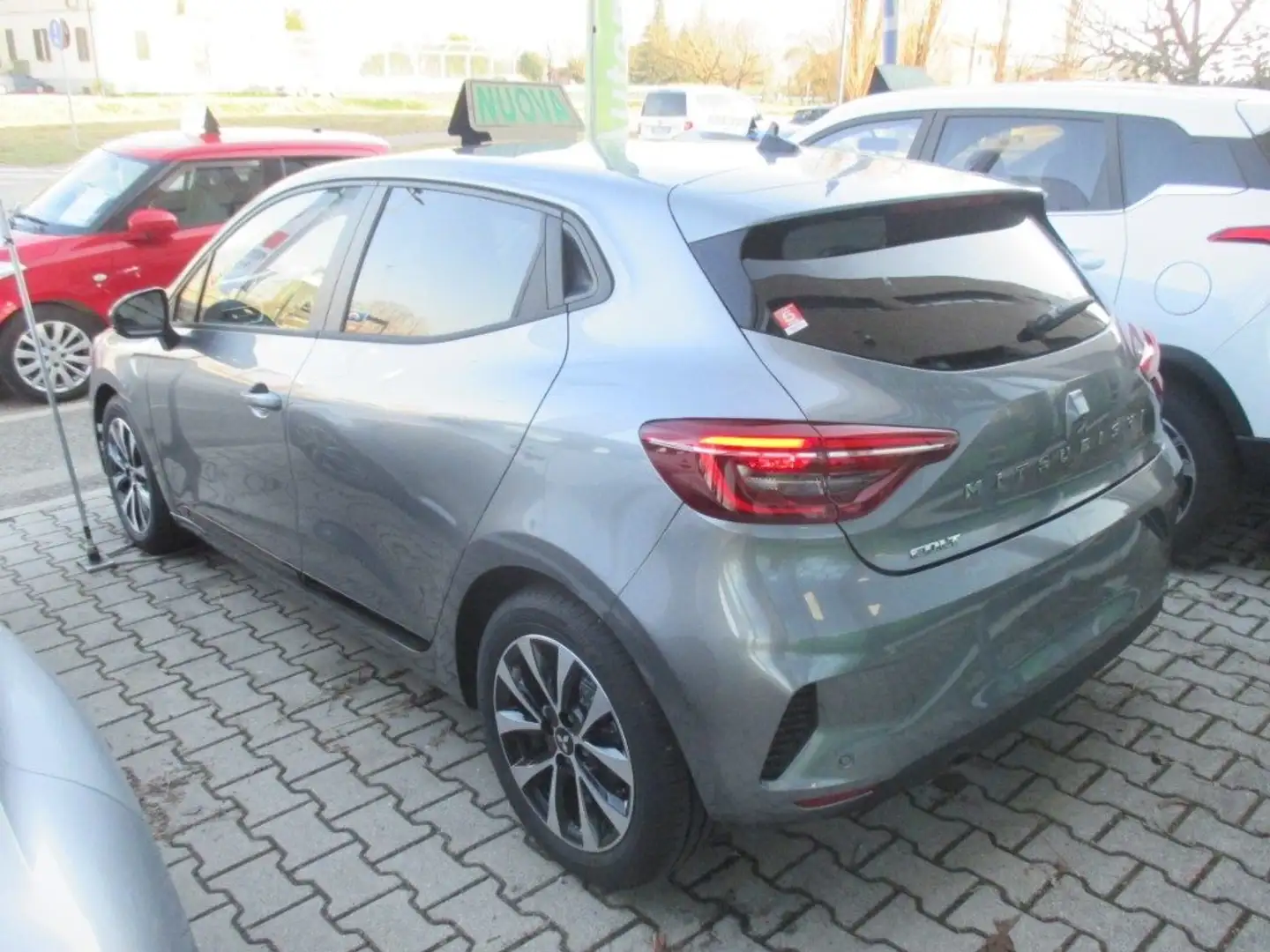 Mitsubishi Colt 1.0L 65 CV Invite - NEOPATENTATI Grigio - 2
