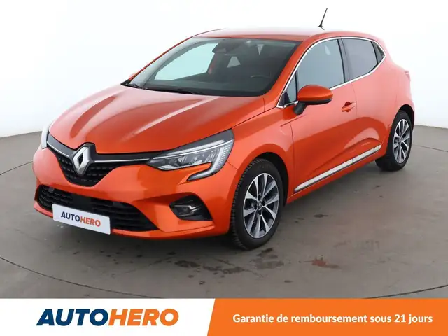 2020 Renault Clio in Orange for sale