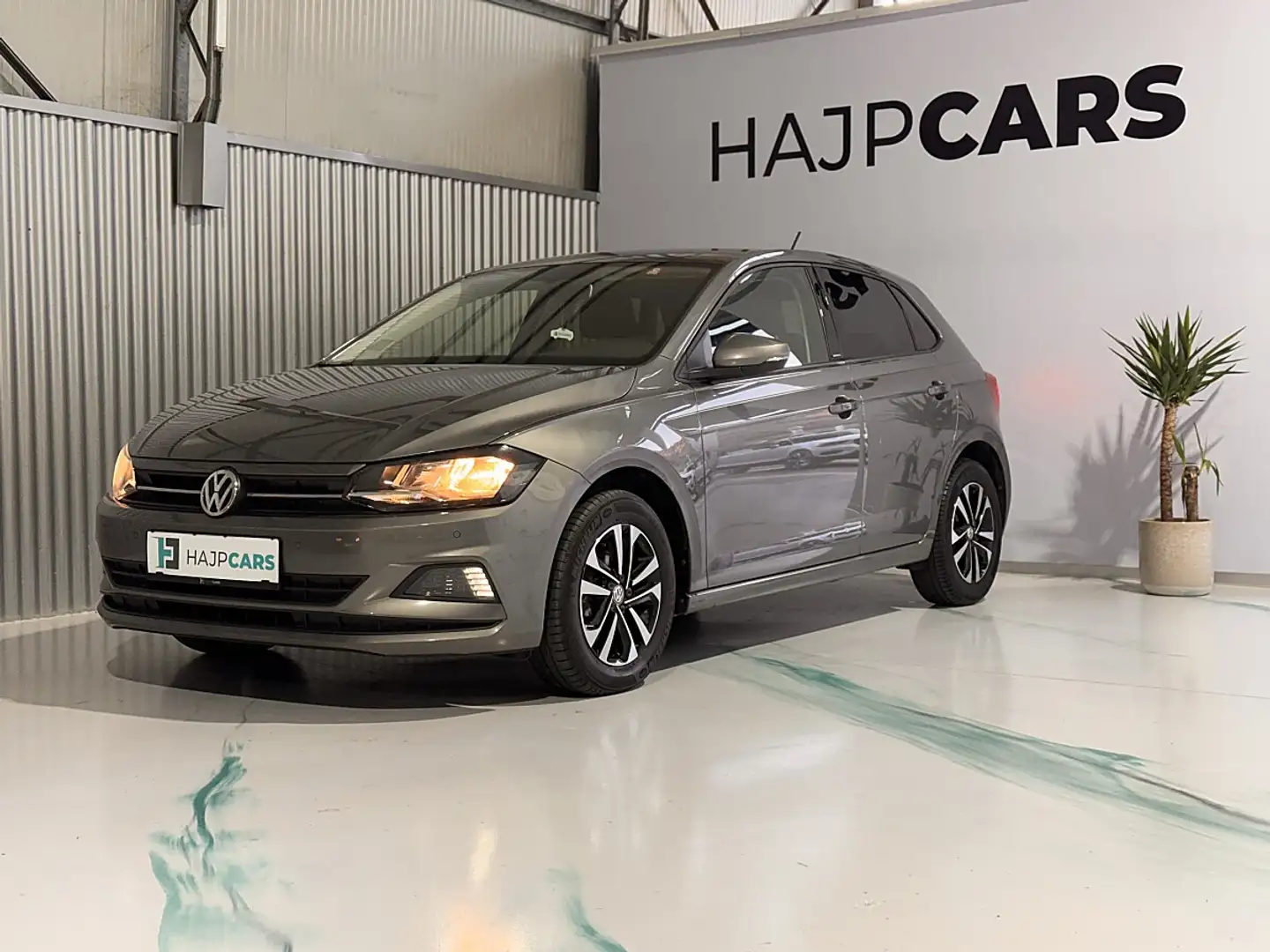 Volkswagen Polo 1,0 IQ Drive /Rückfahrkamera/Überholwar. Grau - 1