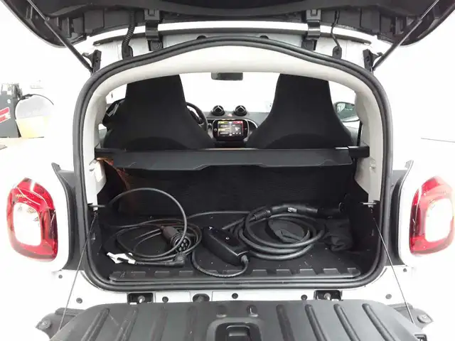 smart Fortwo view 13