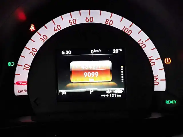 smart Fortwo view 11