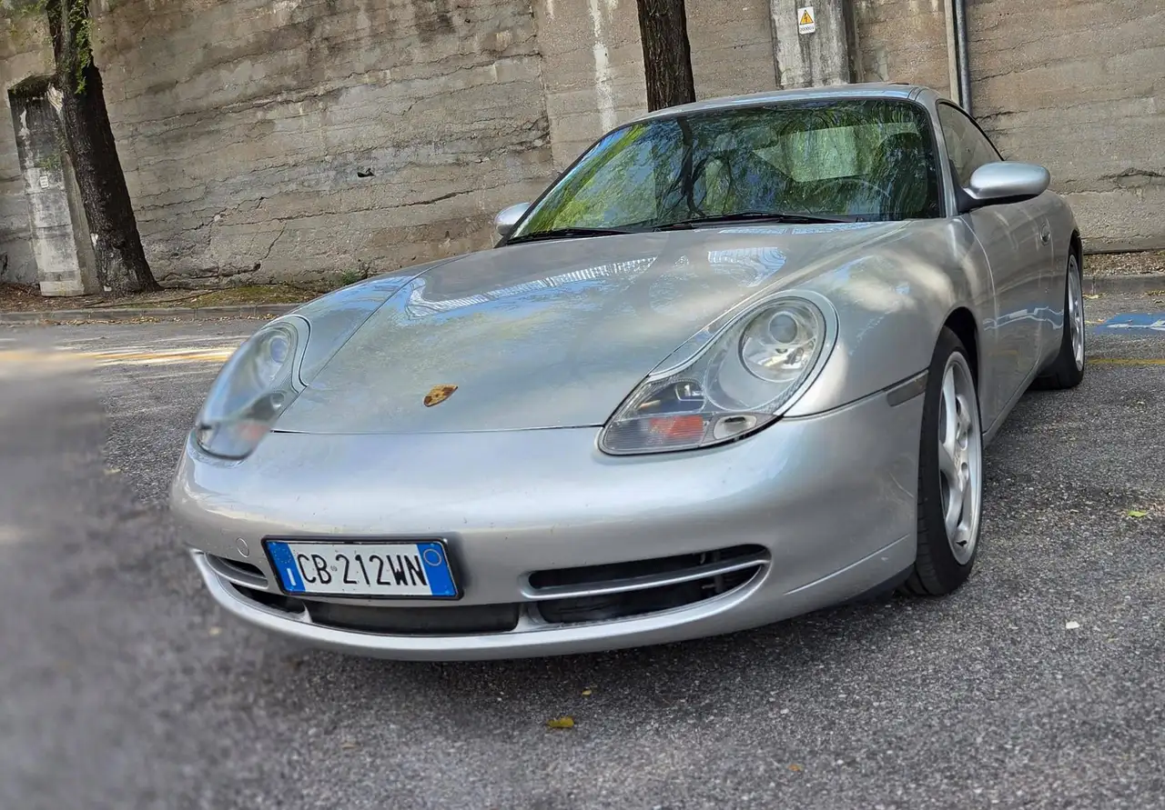 Porsche 911 Coupe 3.4 Carrera 4, foto 2