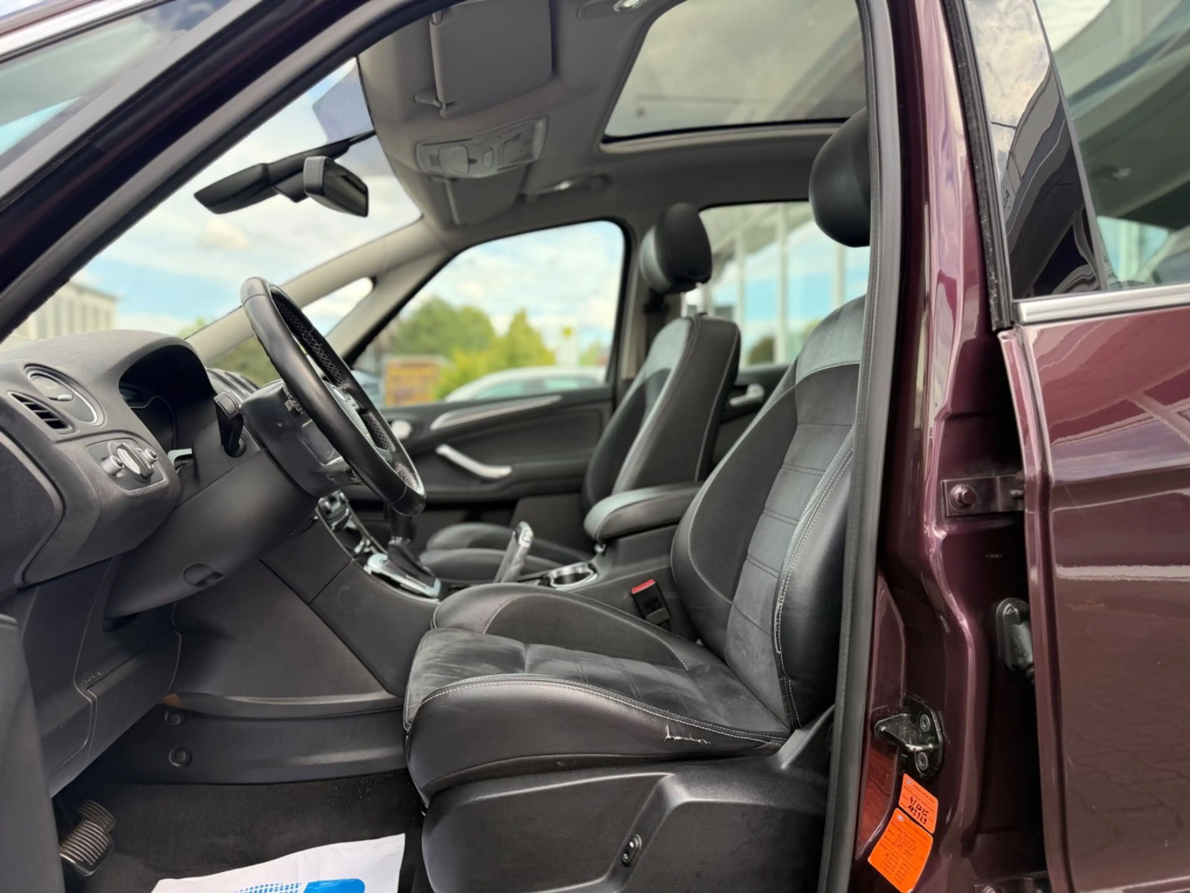 Ford S-Max S-MAX Titanium*Pano*Navi*Xenon*1-Hand* — photo 10