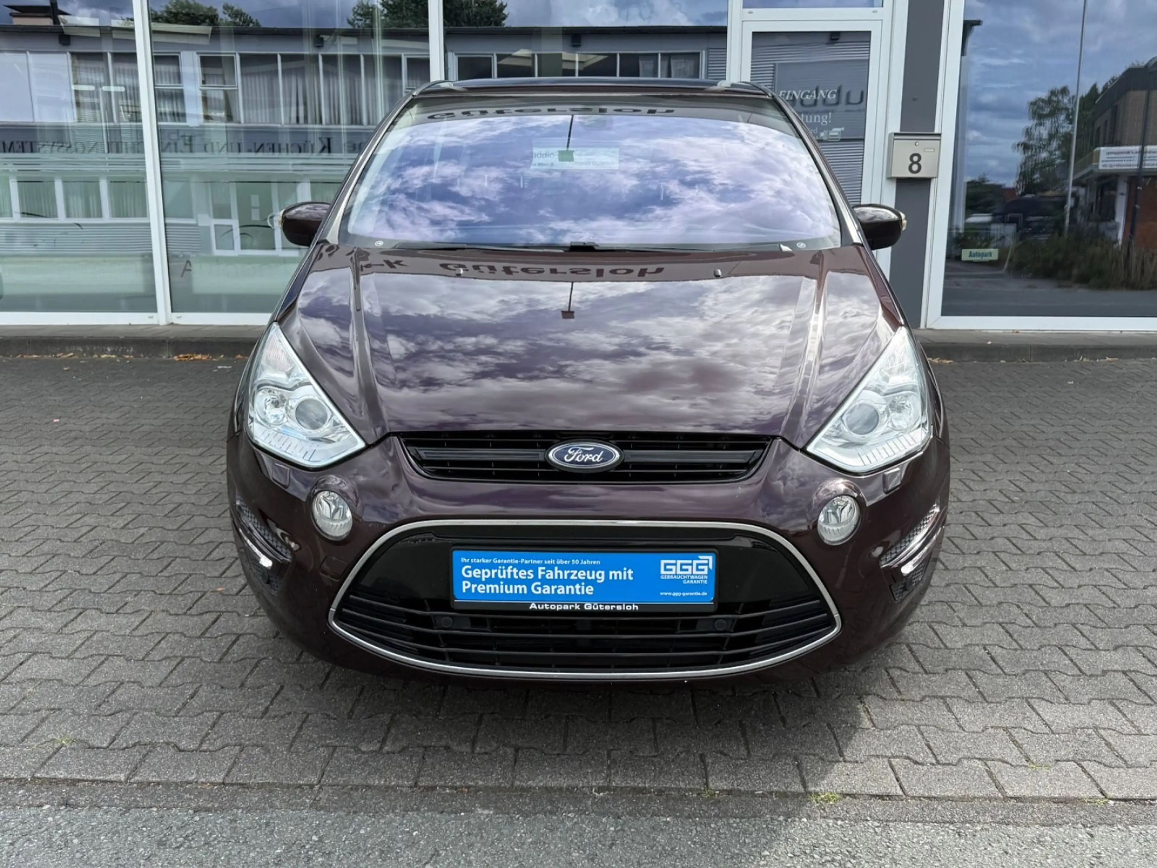 Ford S-Max S-MAX Titanium*Pano*Navi*Xenon*1-Hand* — photo 2