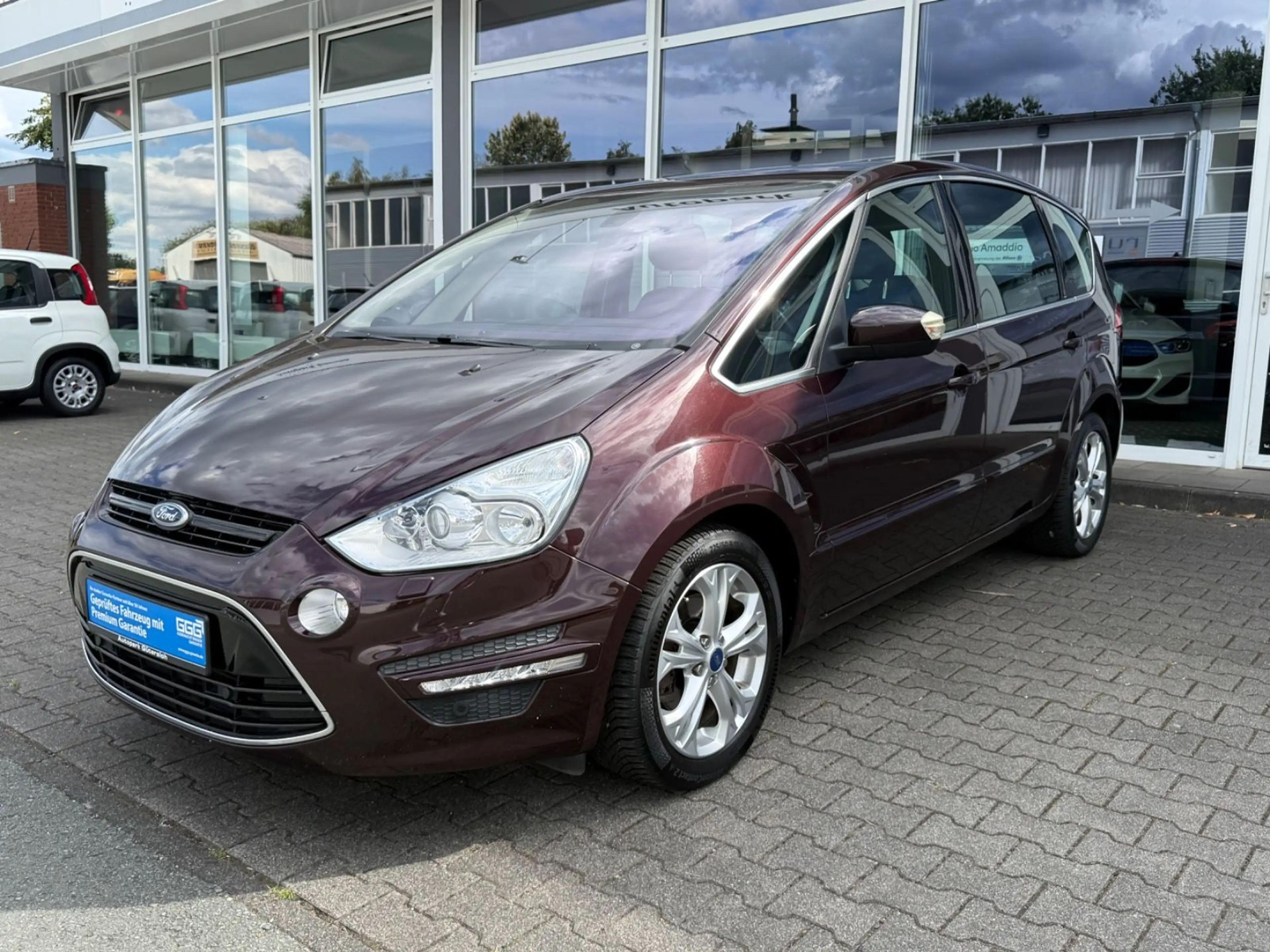 Ford S-Max S-MAX Titanium*Pano*Navi*Xenon*1-Hand*