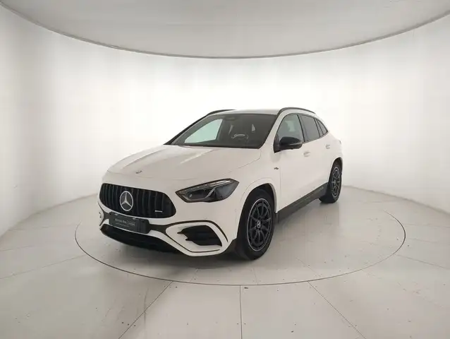 Mercedes-Benz GLA 35 AMG AMG 35 AMG Line Premium 4matic auto