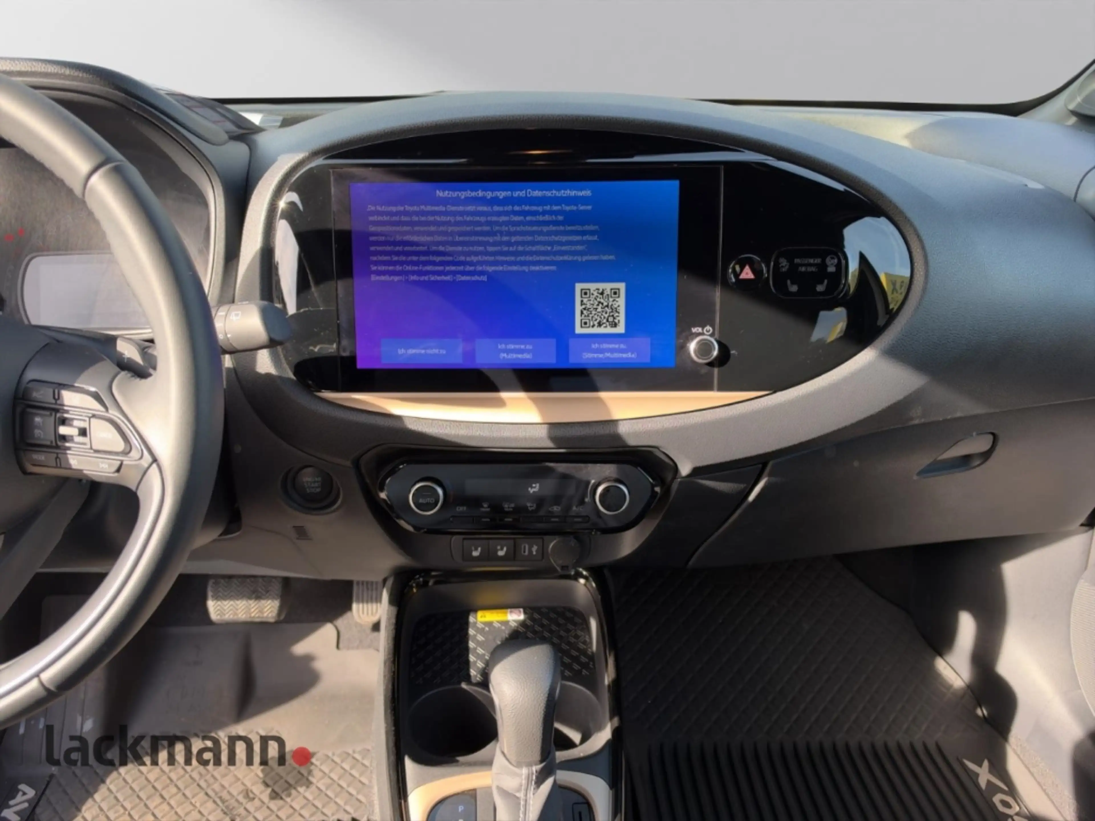 Toyota Aygo X Explore CVT*JBL*Teilleder*EPH*Allwetter* — photo 12