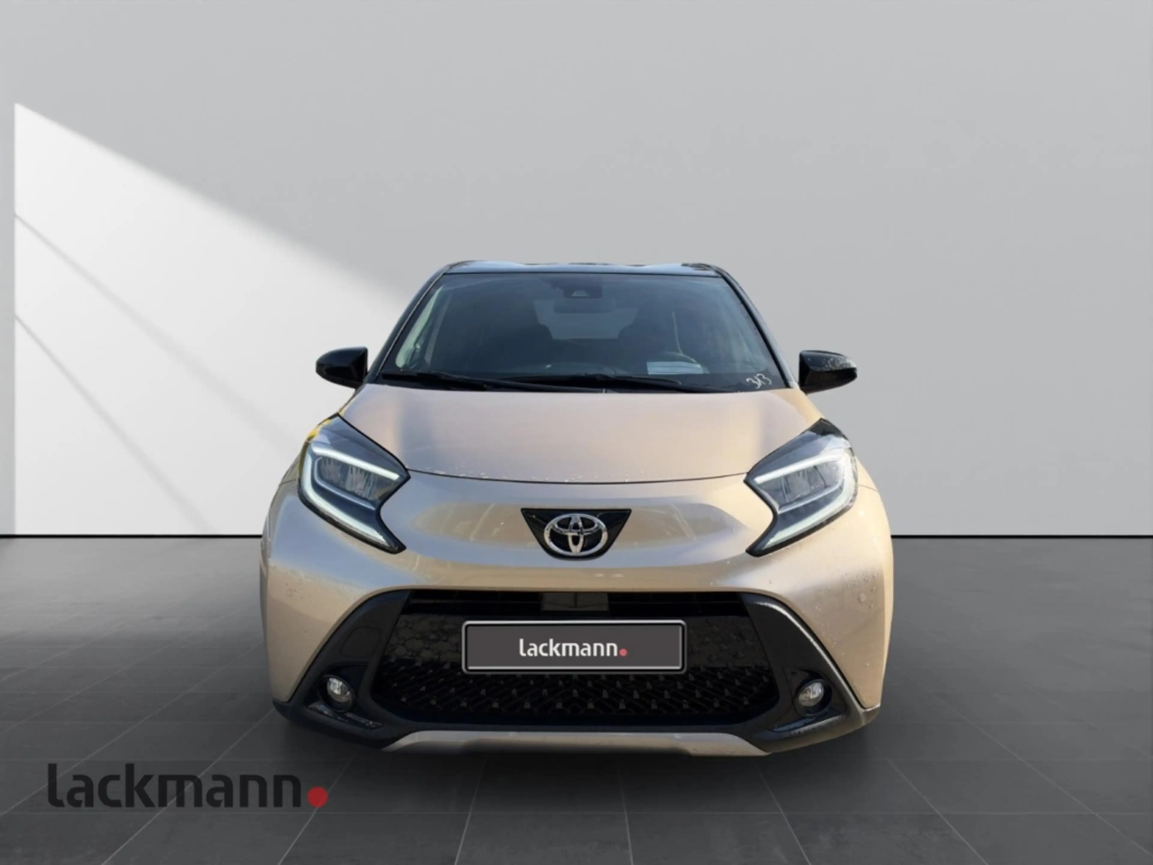 Toyota Aygo X Explore CVT*JBL*Teilleder*EPH*Allwetter* — photo 3