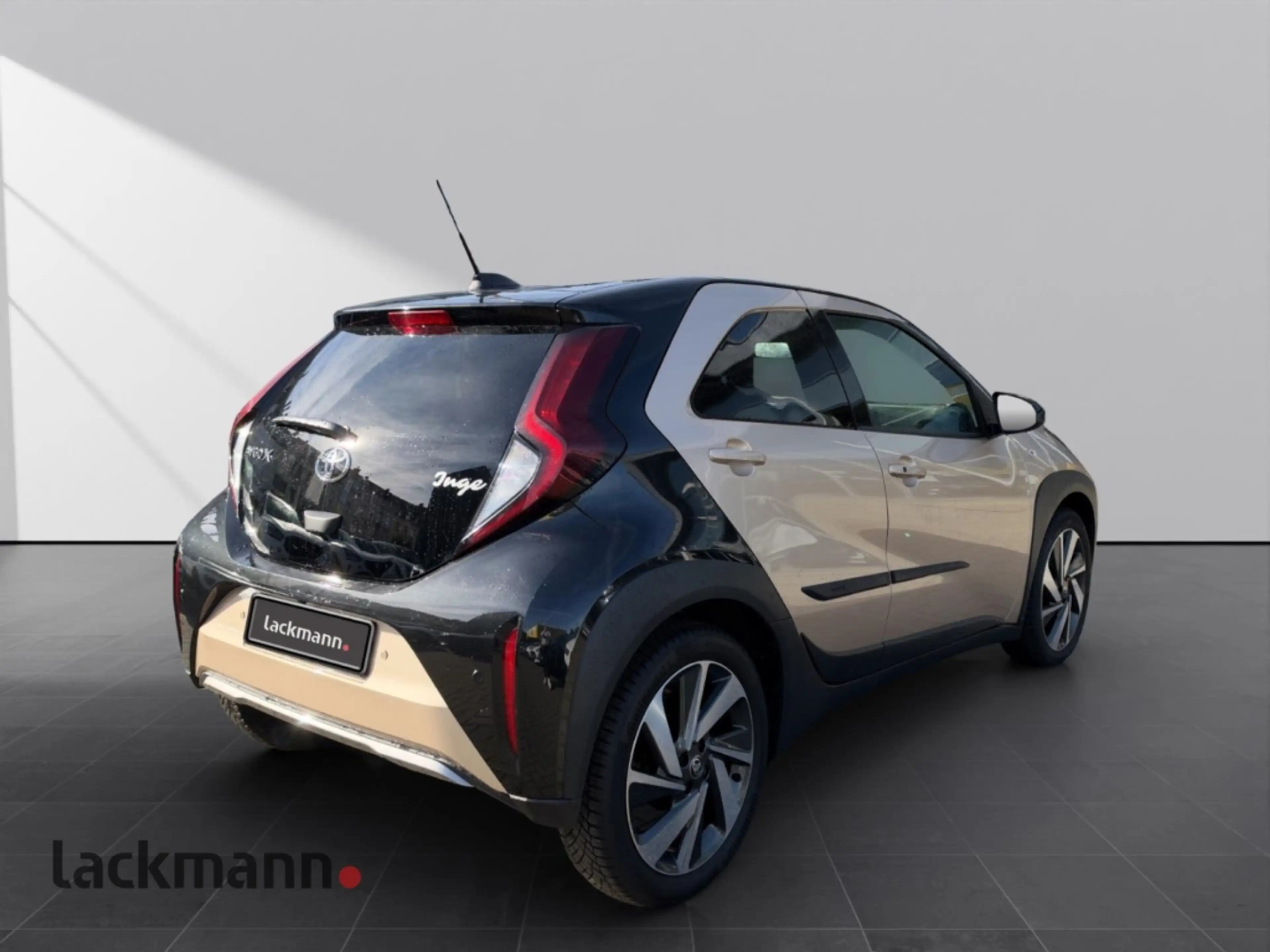 Toyota Aygo X Explore CVT*JBL*Teilleder*EPH*Allwetter* — photo 5